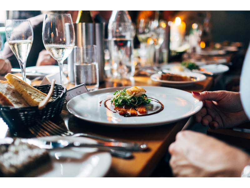 Food Tour Bee-yond Switzerland.png