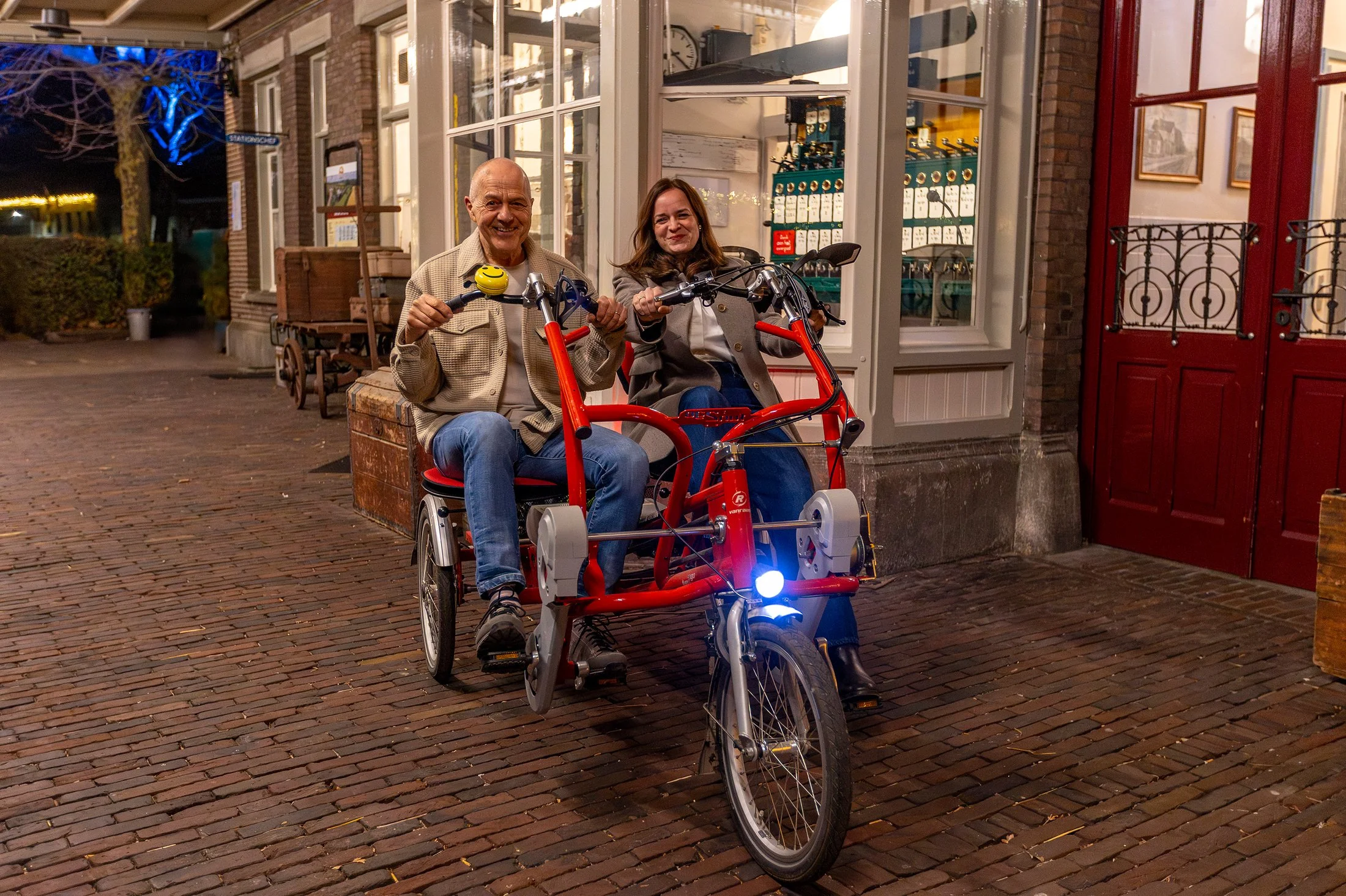 𝗧𝗵𝗶𝗷𝘀 𝗲𝗻 𝗡𝗮𝗼𝗺𝗶 𝗱𝘂𝗼-𝗹𝗶𝗷𝘀𝘁𝘁𝗿𝗲𝗸𝗸𝗲𝗿𝘀 𝘃𝗼𝗼𝗿 𝗟𝗘𝗘𝗙𝗕𝗔𝗔𝗥