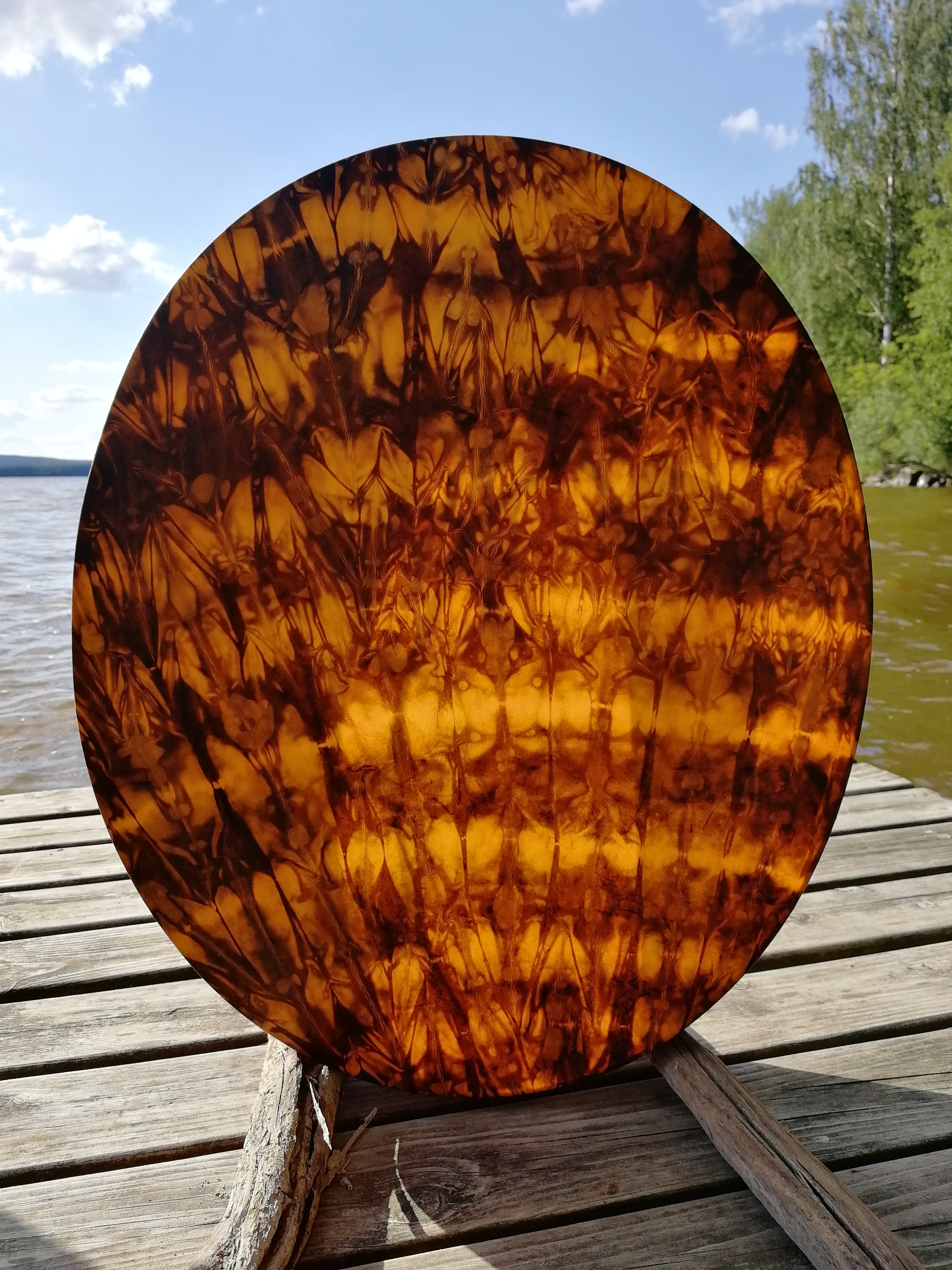 Jaana Louhelainen | Louhen polku | keltainen rumpu