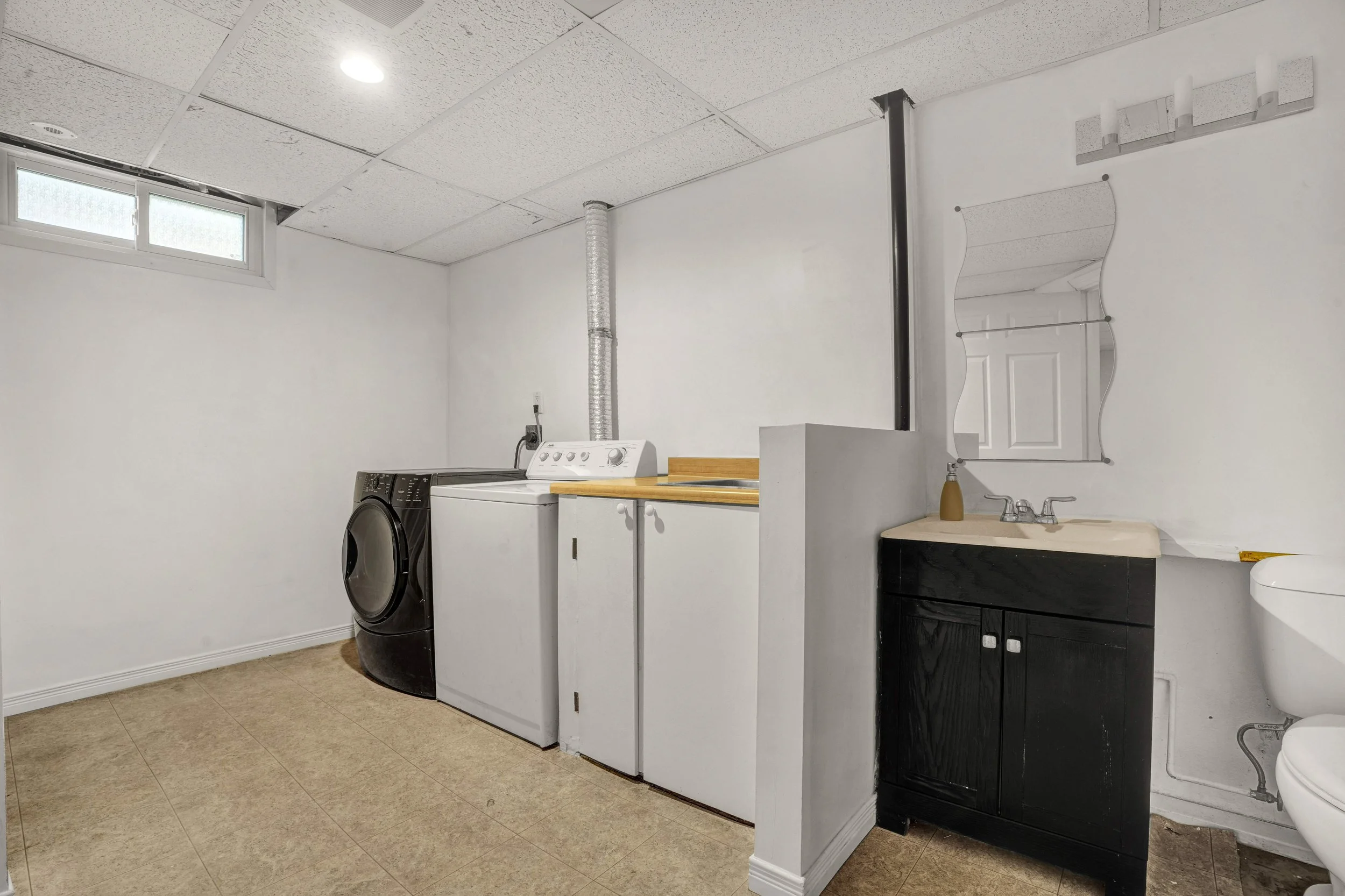 034-97 Century Hill Drive Kitchener34.jpg