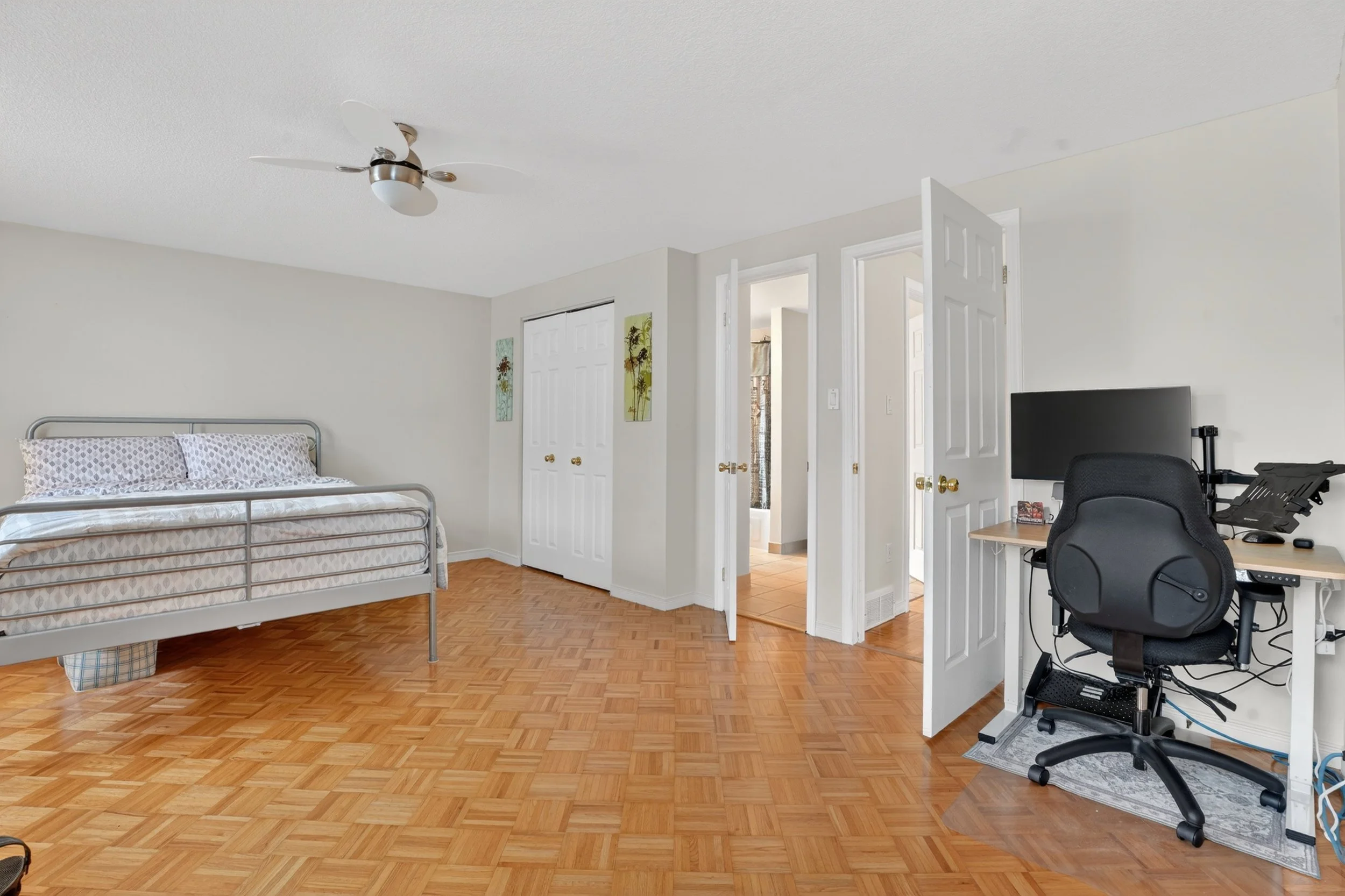 024-331 Keewatin Ave Kitchener 24.jpg