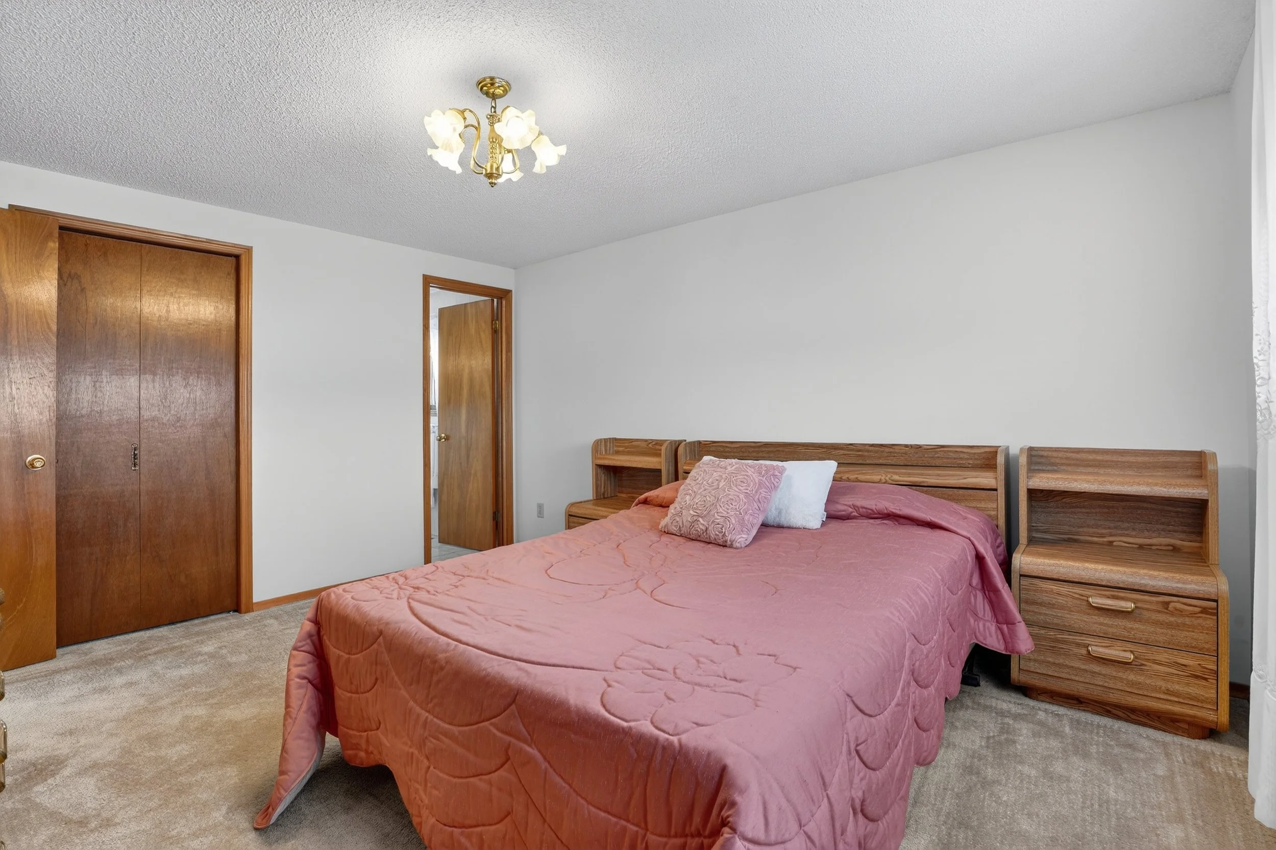 025-49 Century Hill Dr Kitchener 25.jpg