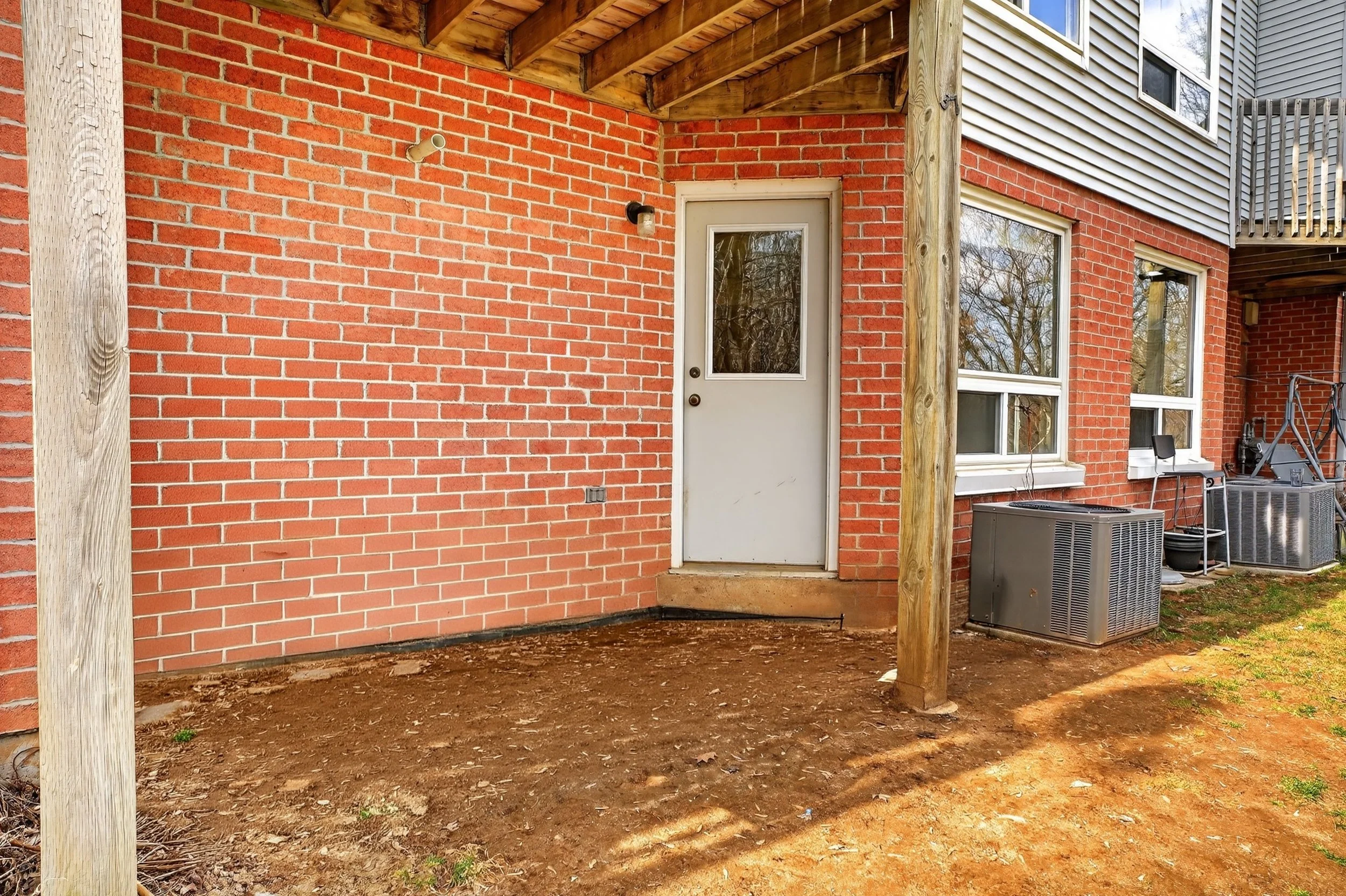 043-37-132 Brighton St Waterloo 43.jpg