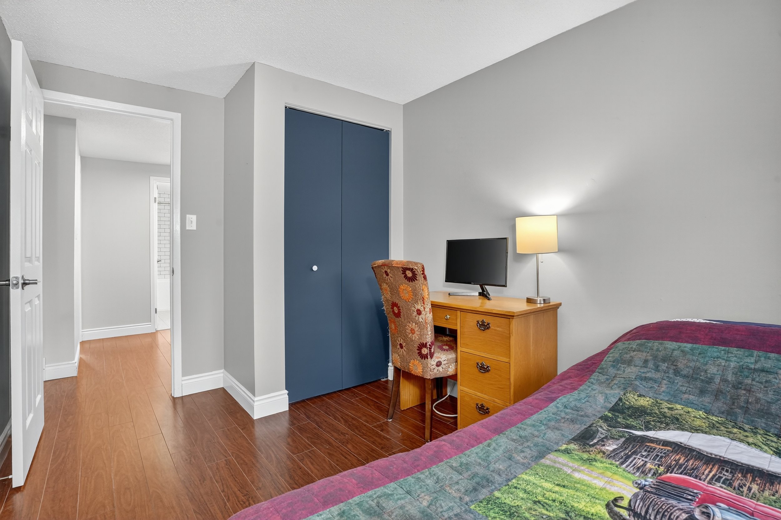 22 Caprice Crt Kitchener 34.jpg