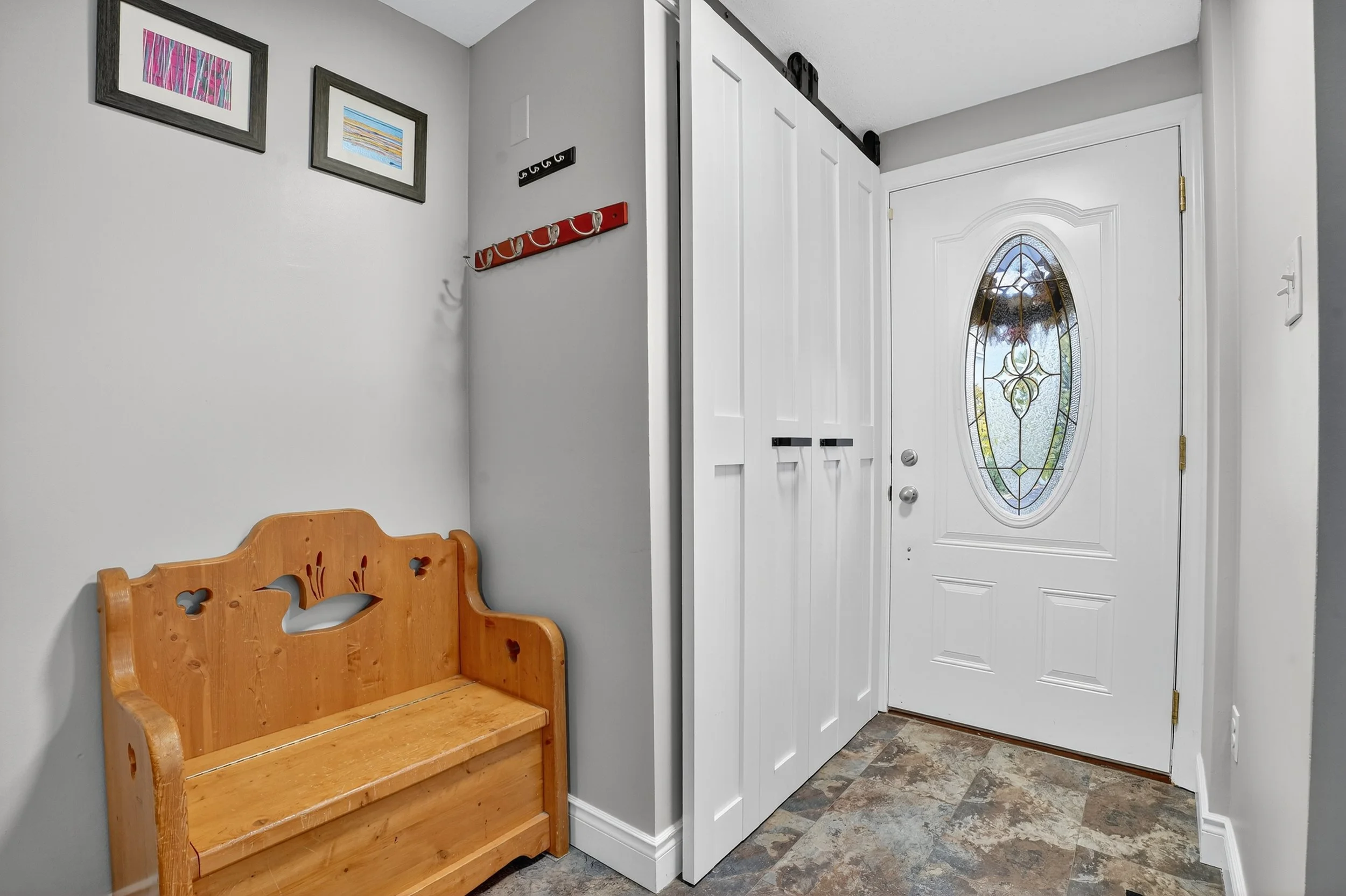 22 Caprice Crt Kitchener 14.jpg