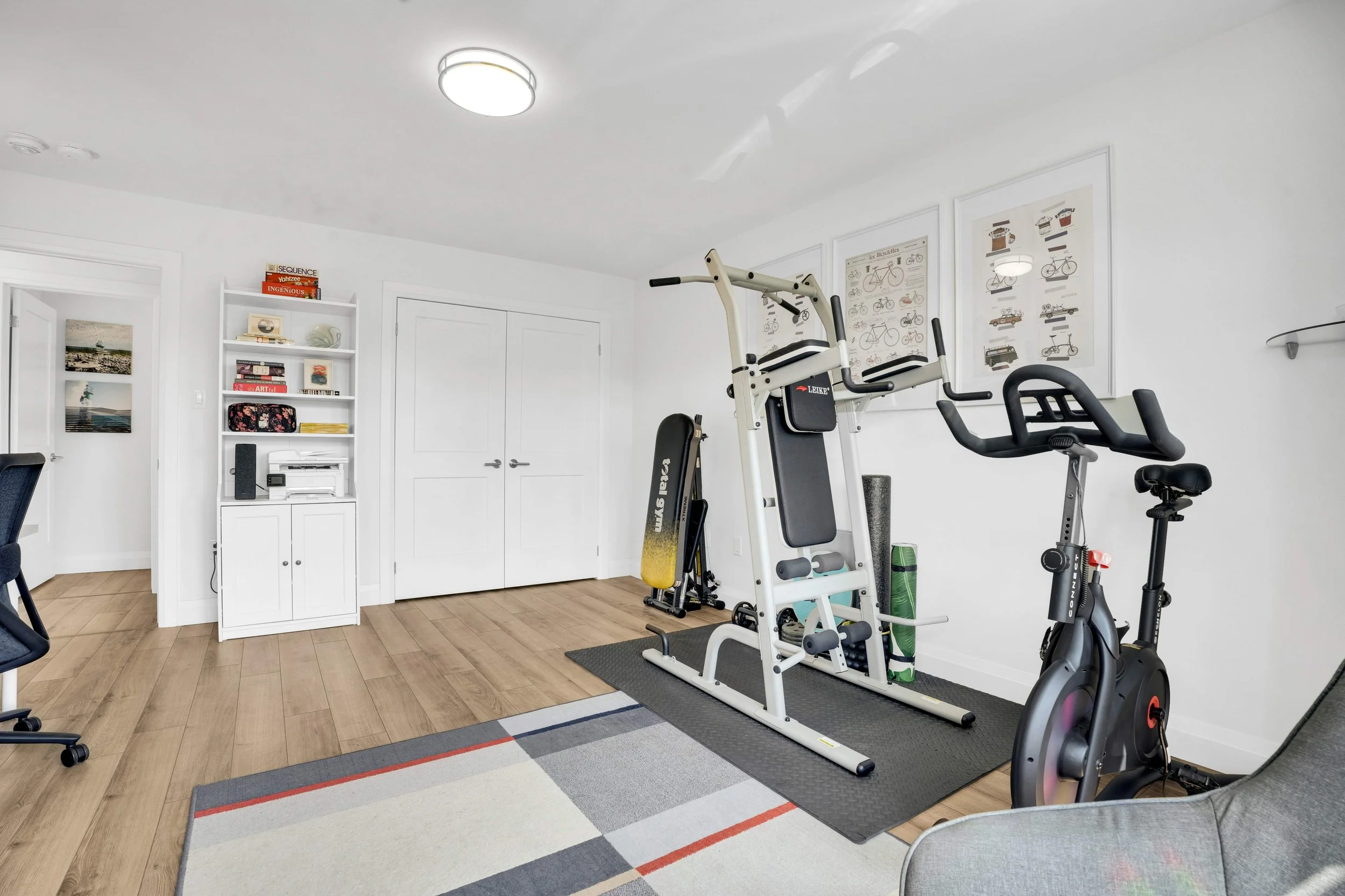 042-16 170 Benton St Kitchener 42.jpg