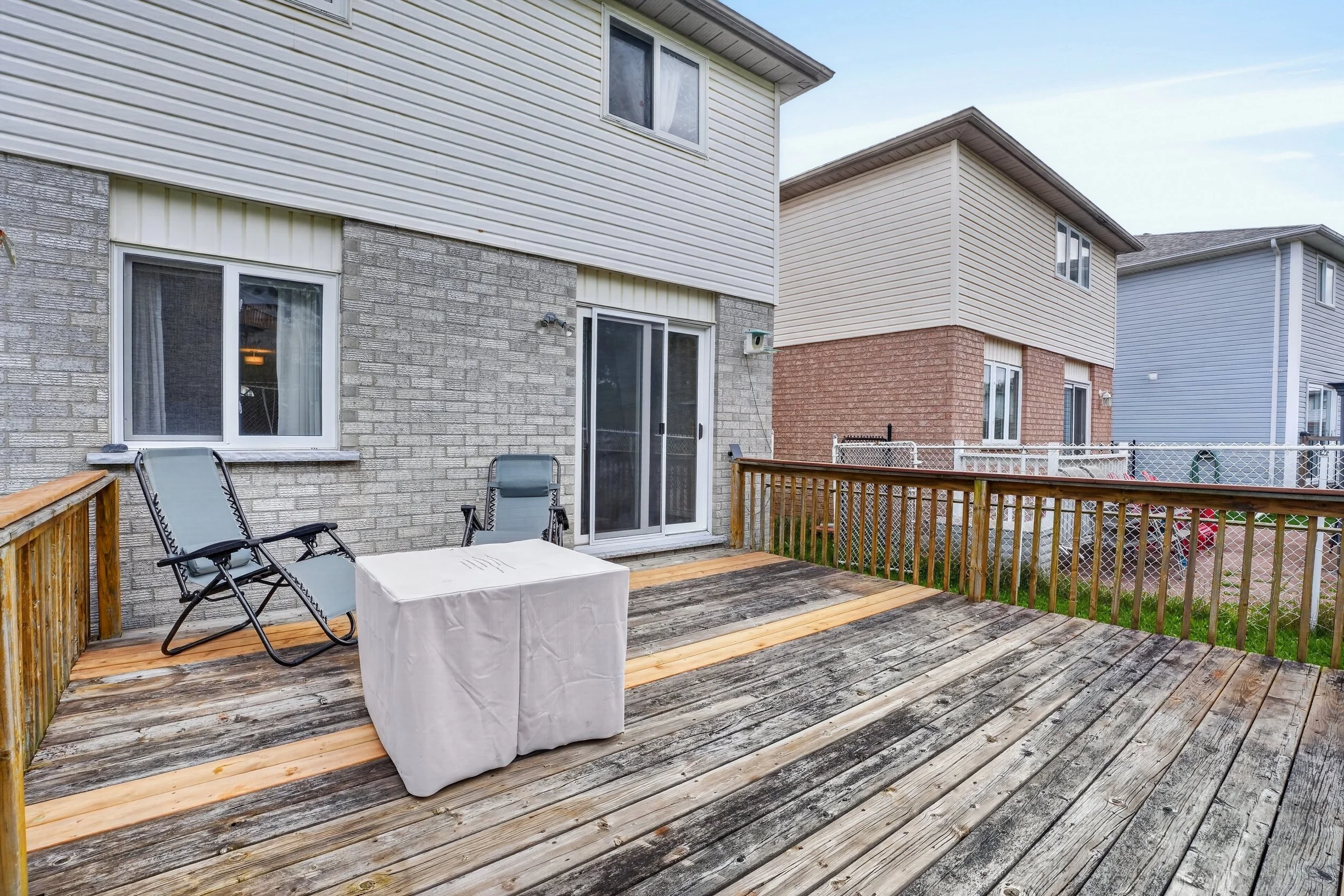 046-331 Keewatin Ave Kitchener 46.jpg