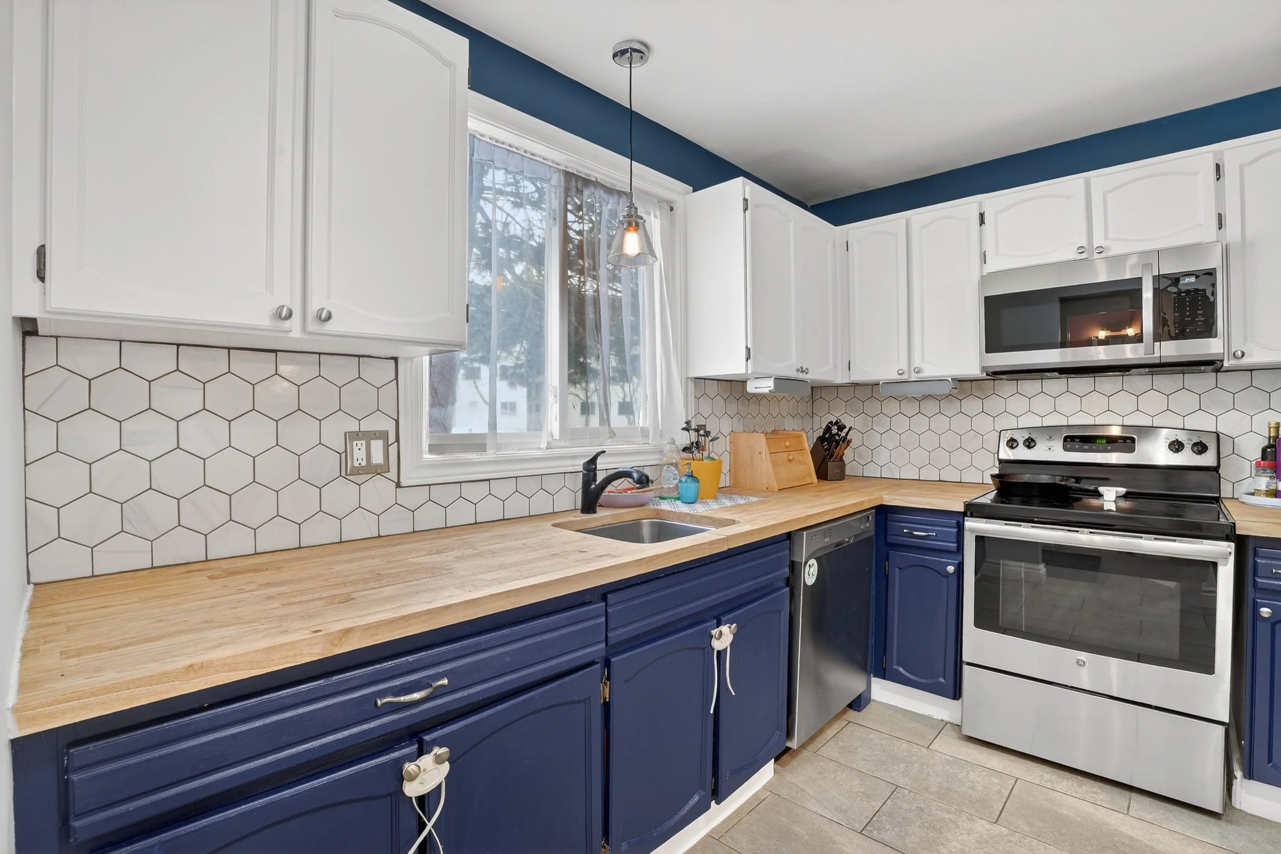 011-2-175 Siebert Ave Kitchener 11.jpg