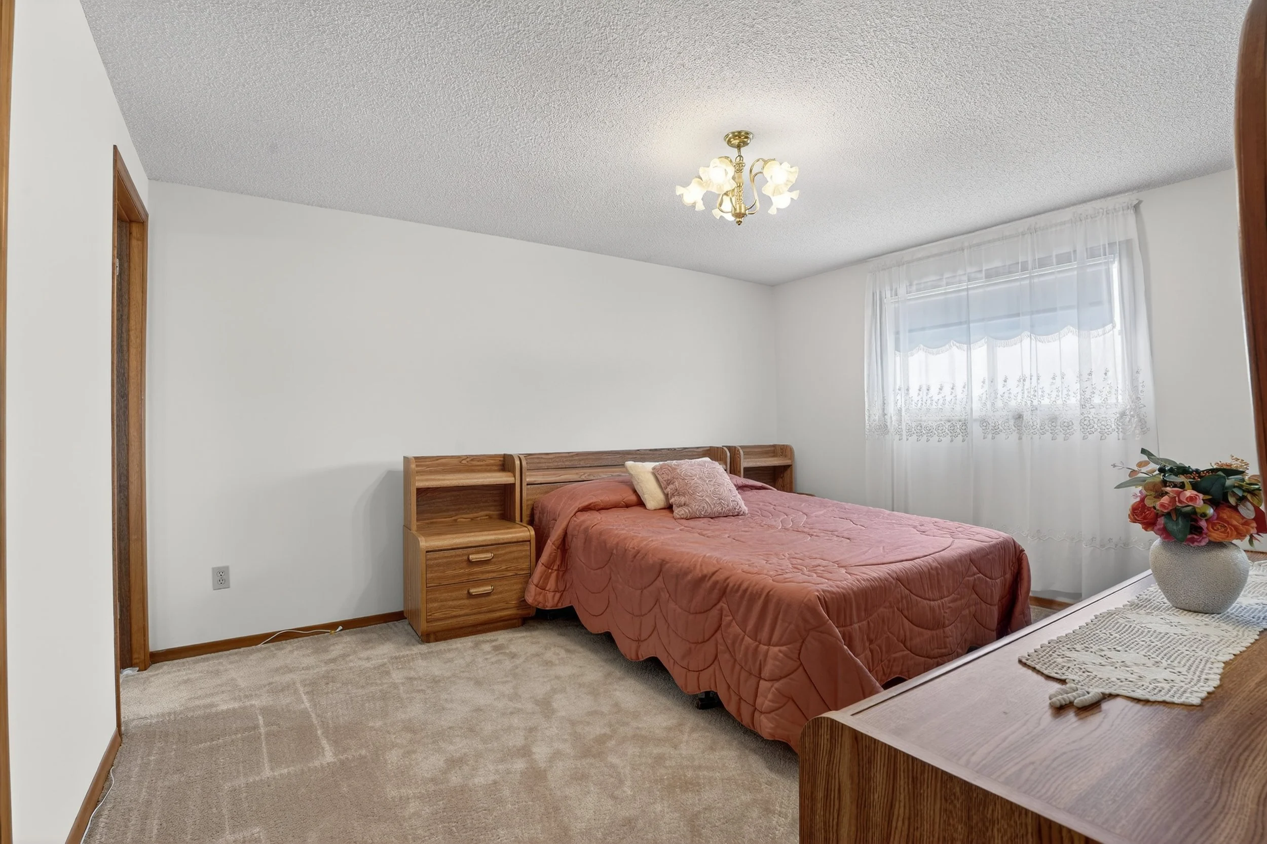 024-49 Century Hill Dr Kitchener 24.jpg