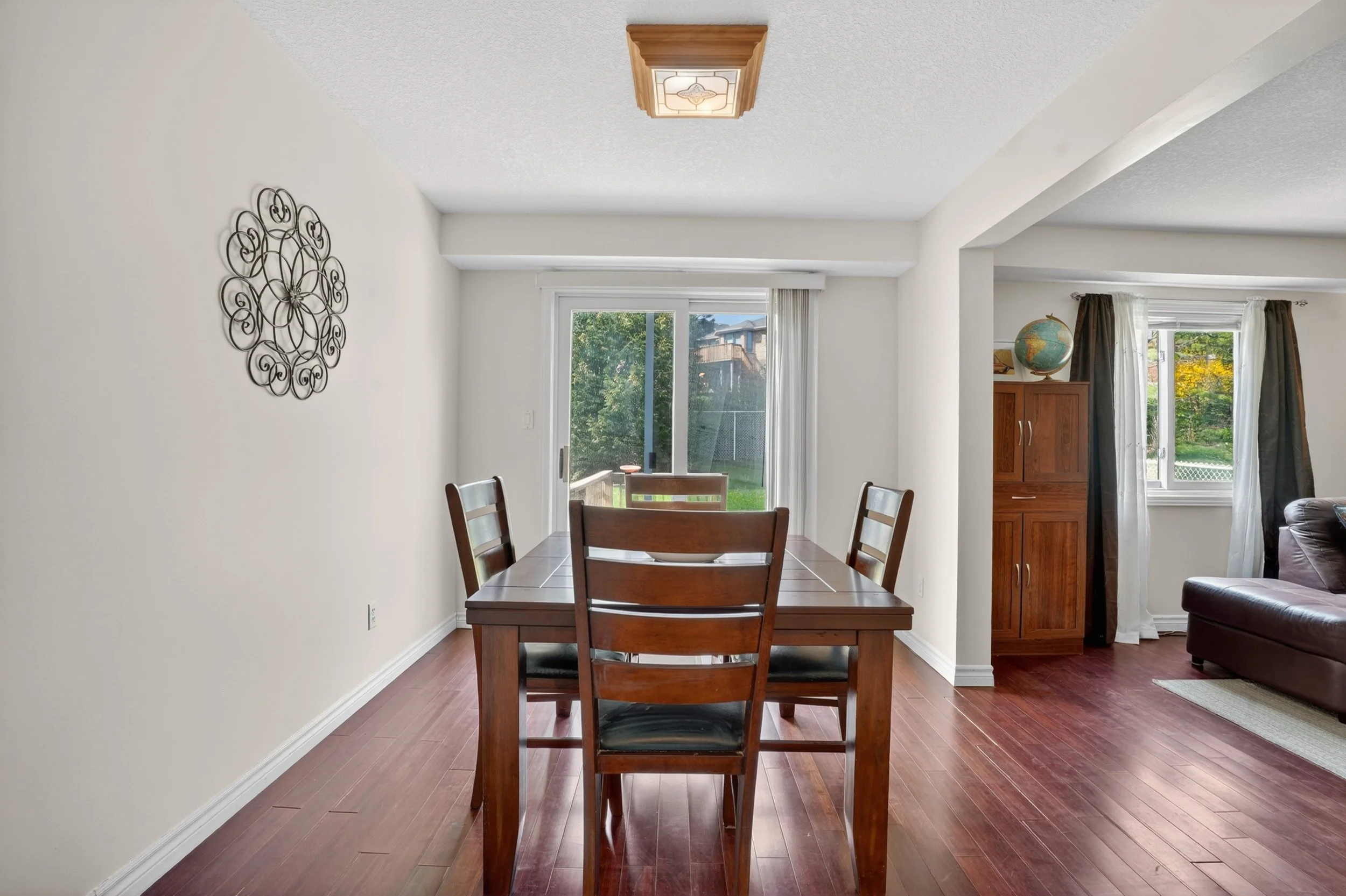 015-331 Keewatin Ave Kitchener 15.jpg
