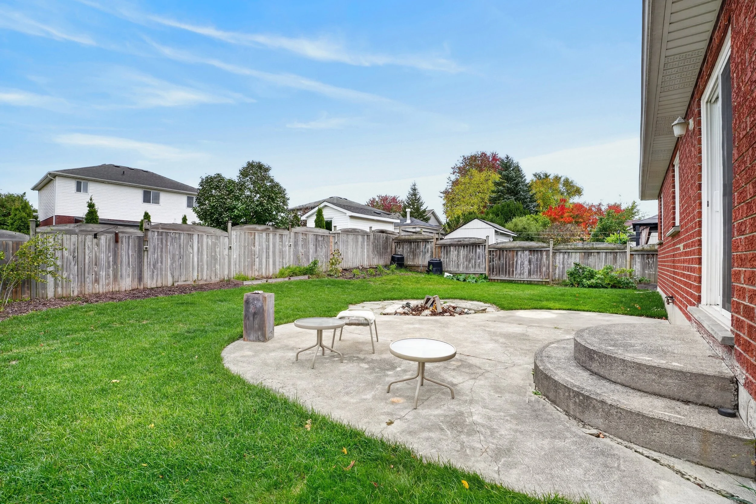 054-10 Pattison Place Fergus54.jpg