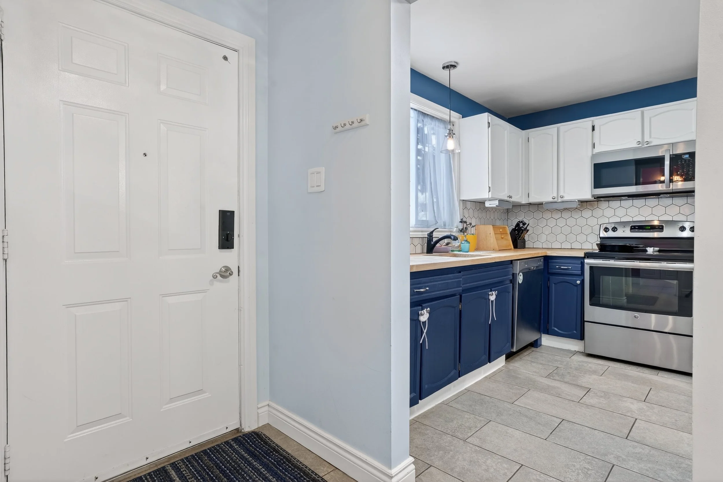 008-2-175 Siebert Ave Kitchener 08.jpg