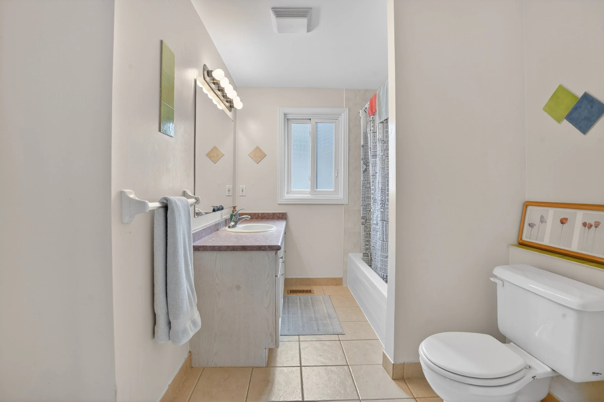 028-331 Keewatin Ave Kitchener 28.jpg