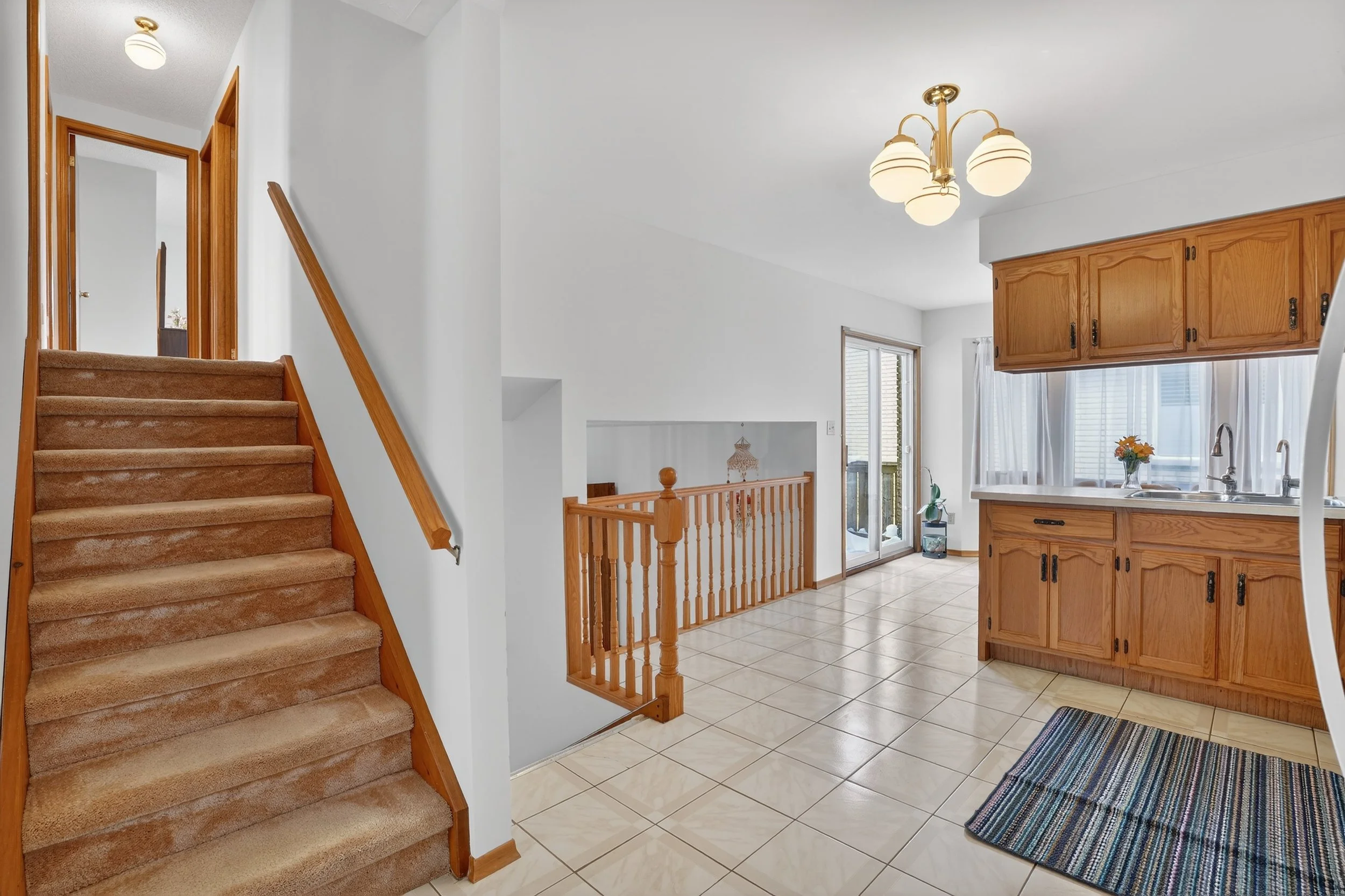 018-49 Century Hill Dr Kitchener 18.jpg