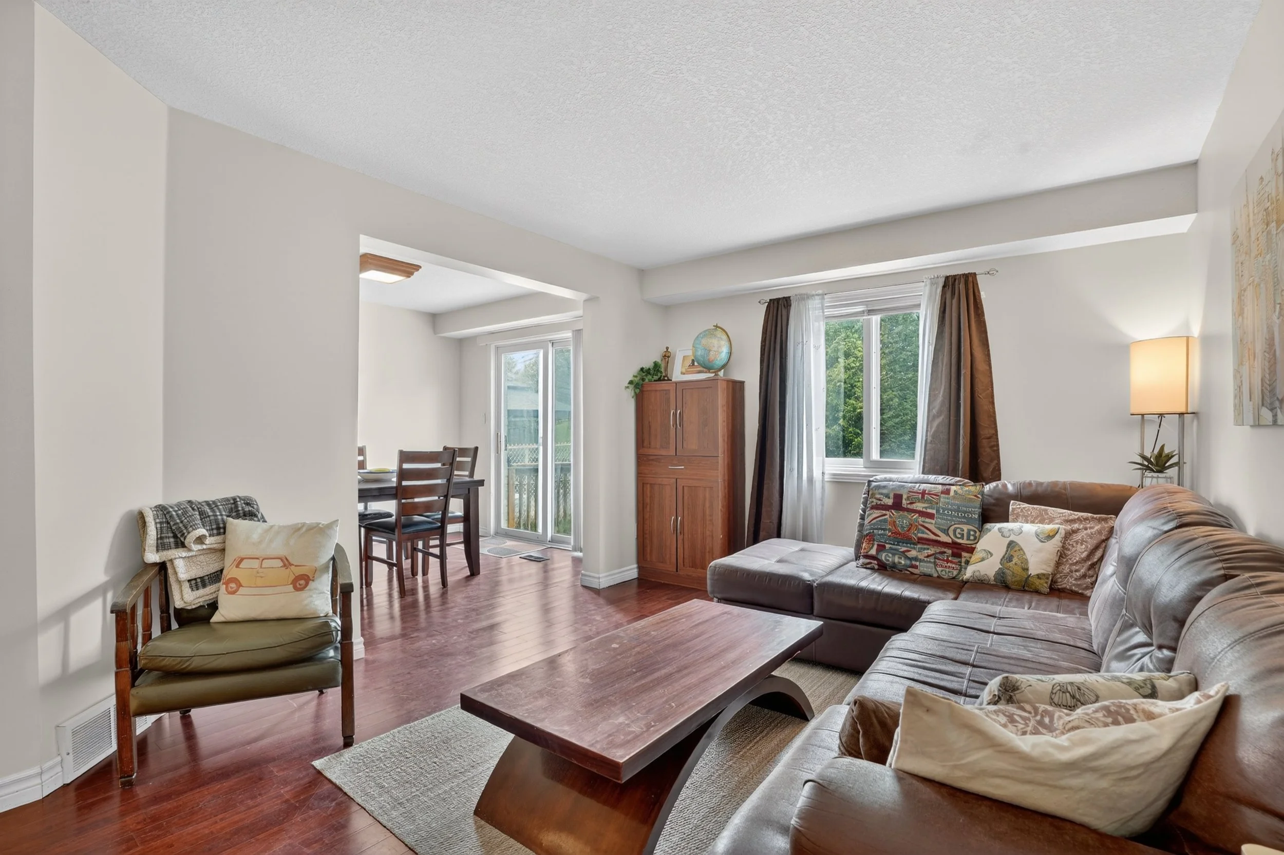 020-331 Keewatin Ave Kitchener 20.jpg