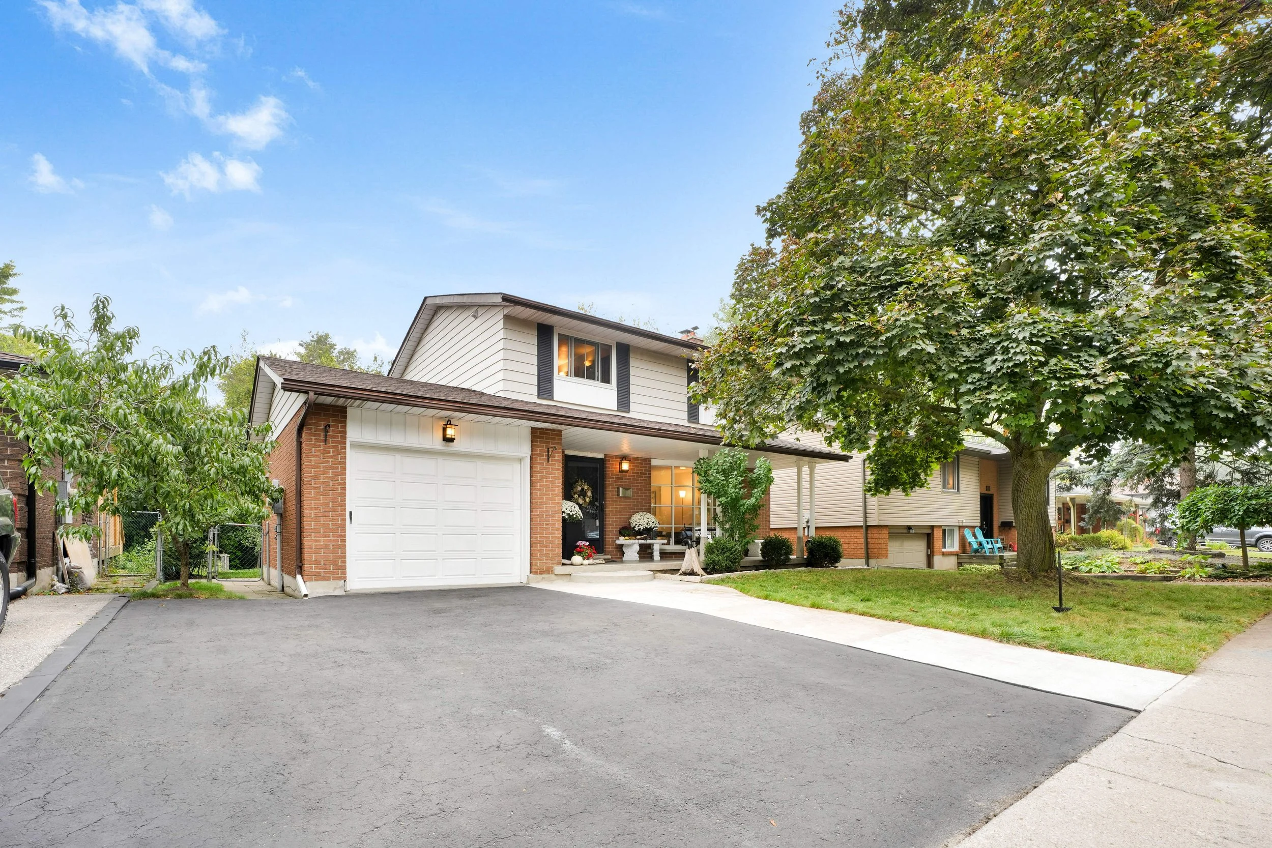 001-97 Century Hill Drive Kitchener01.jpg