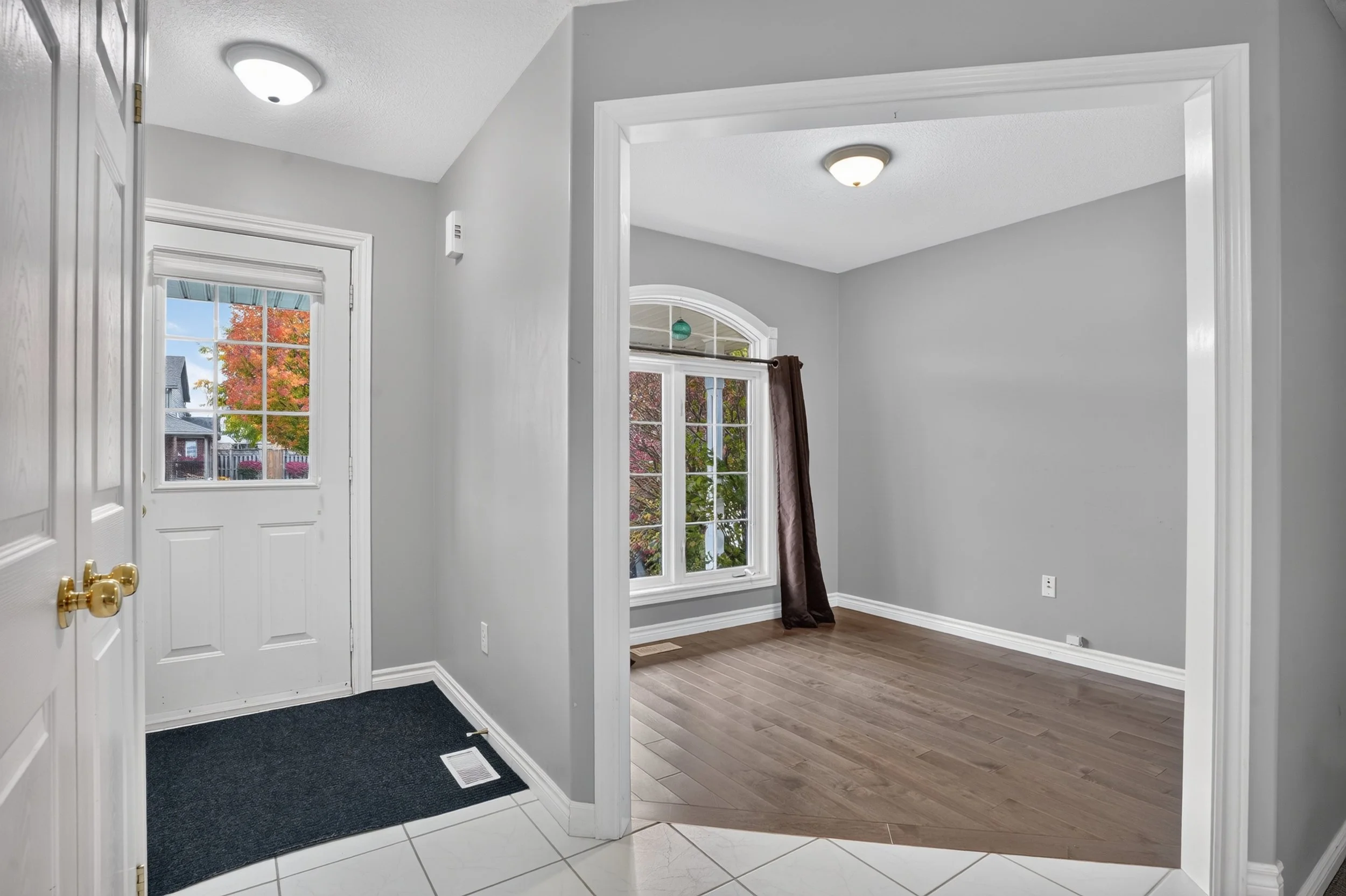 010-10 Pattison Place Fergus10.jpg