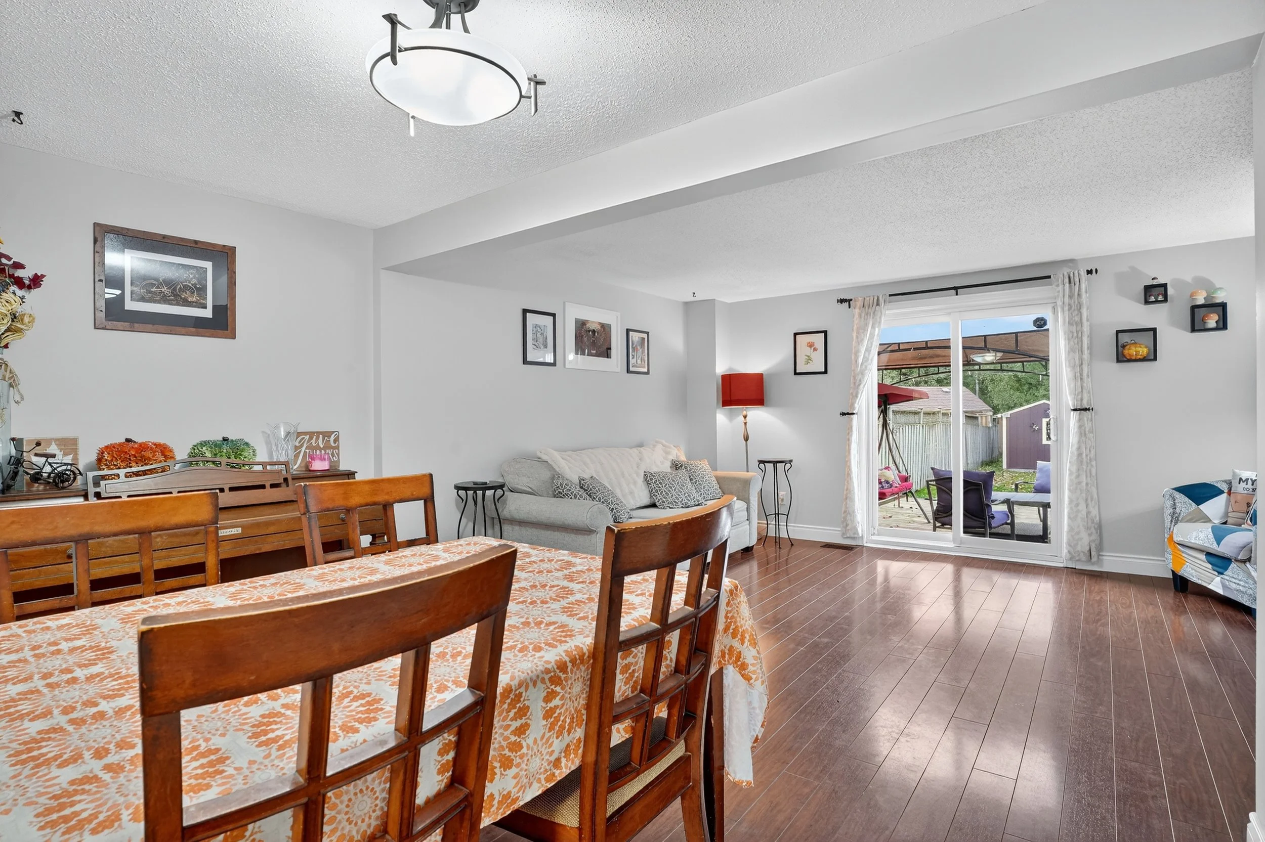 22 Caprice Crt Kitchener 21.jpg