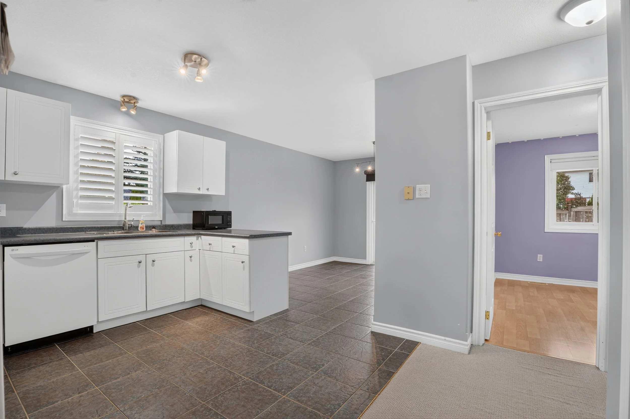 016-10 Pattison Place Fergus16.jpg