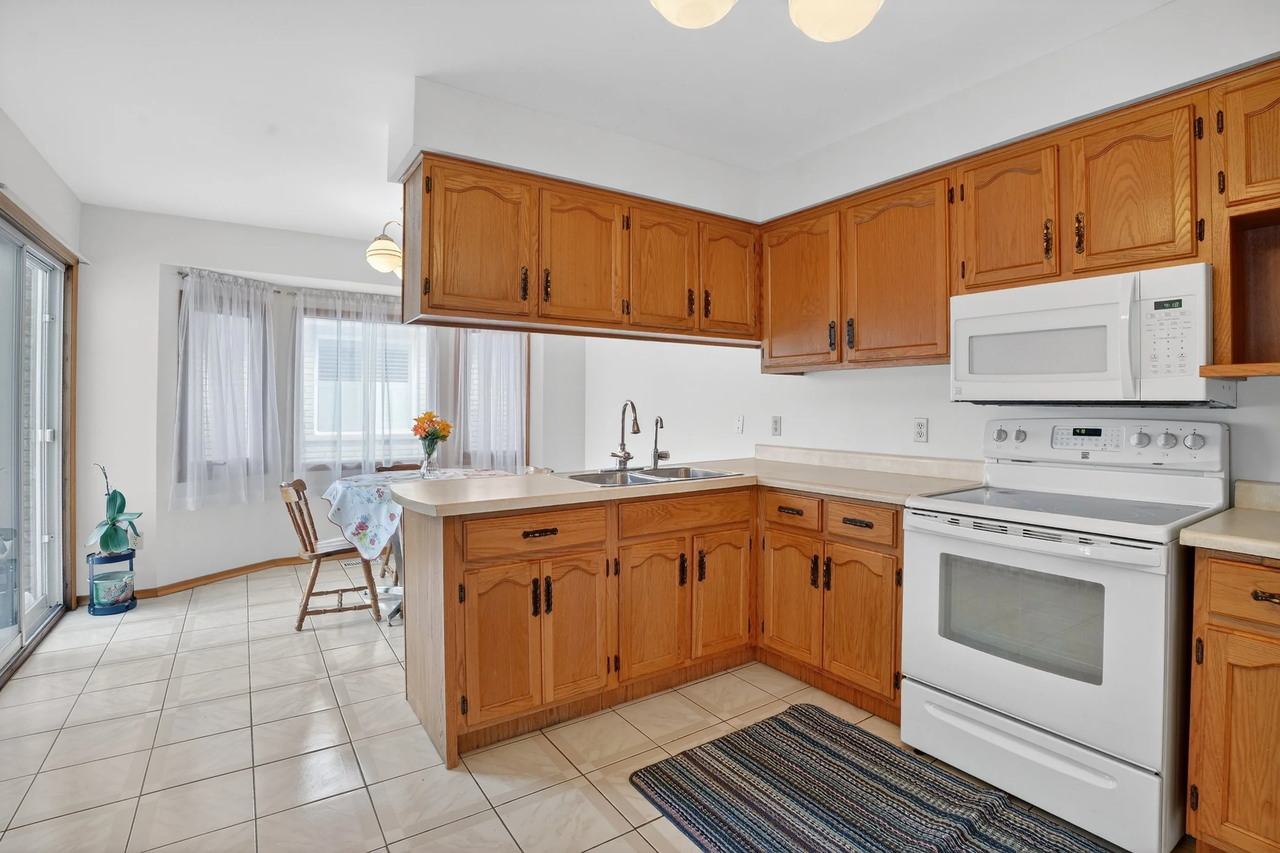 016-49 Century Hill Dr Kitchener 16.jpg