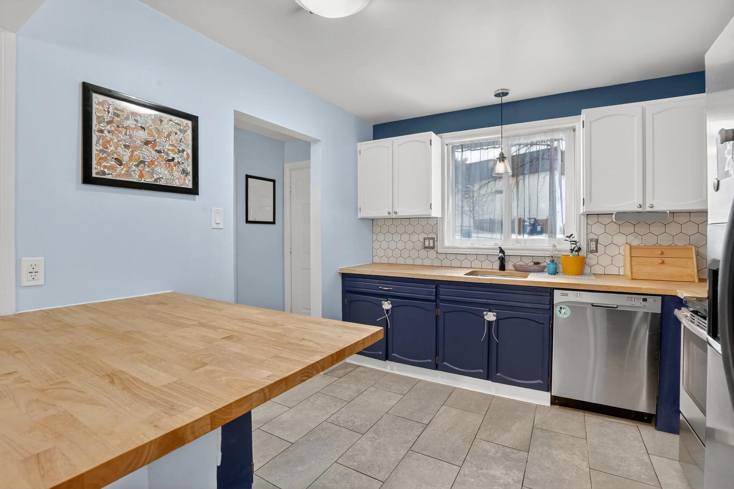 012-2-175 Siebert Ave Kitchener 12.jpg