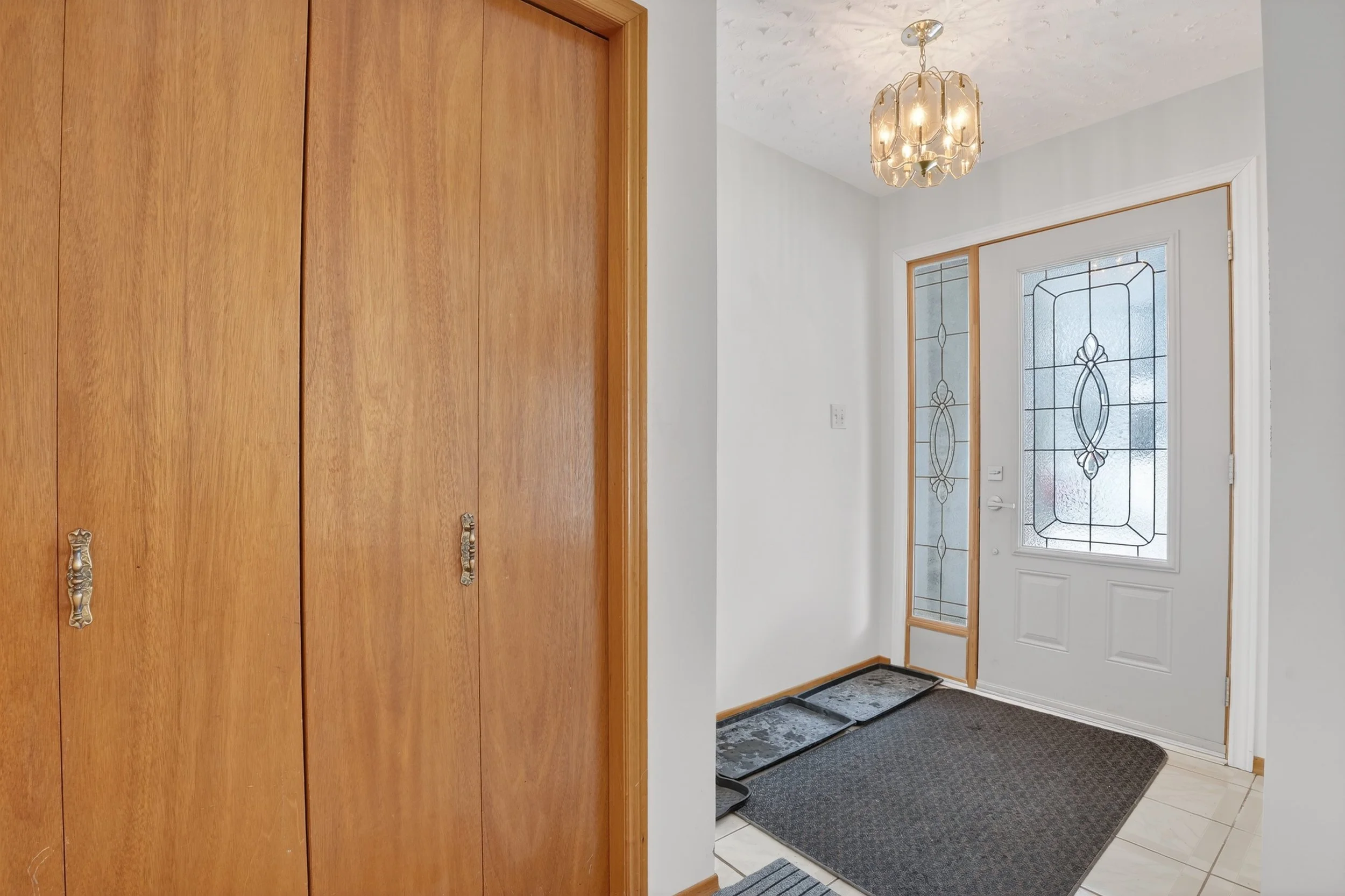 005-49 Century Hill Dr Kitchener 05.jpg