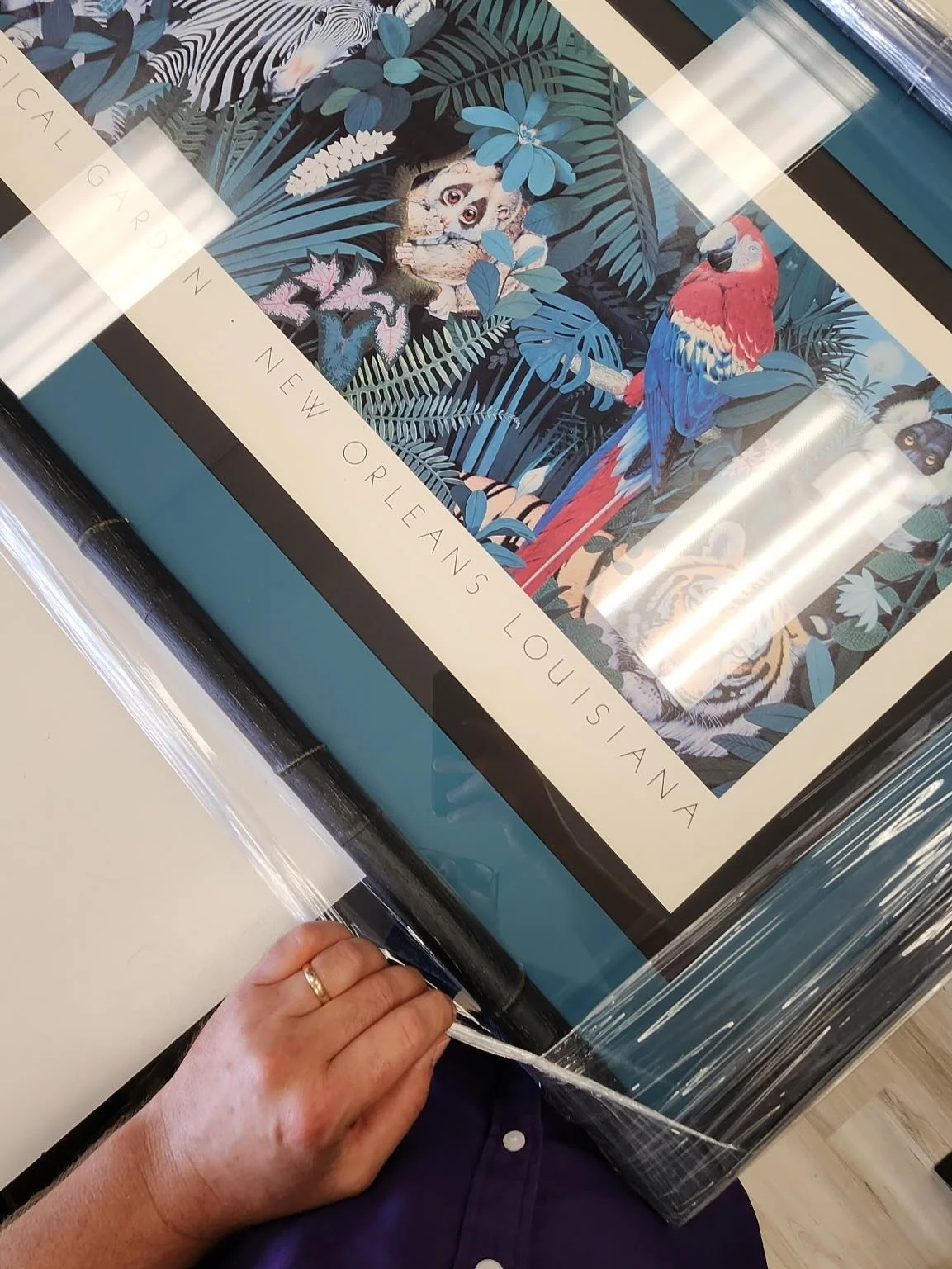 One of our customers picked the perfect shade of teal for their print. Unfortunately, it was discontinued! 😖 Instead of resorting to choosing a less-than-perfect shade, we custom color matched the mat and printed one for them in house! They were so 