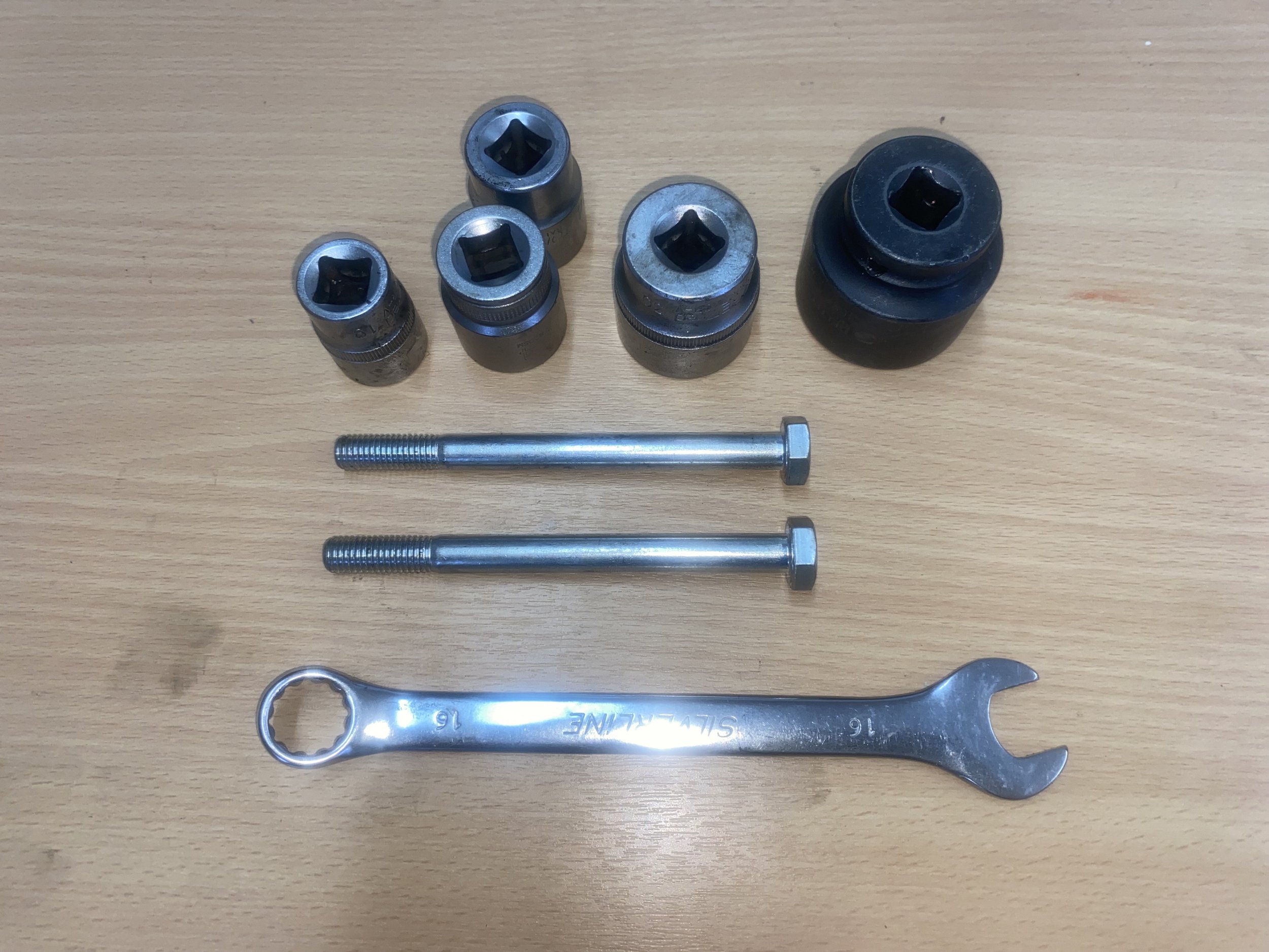 1/2" SOCKETS - 19mm, 24mm, 30mm, 36mm