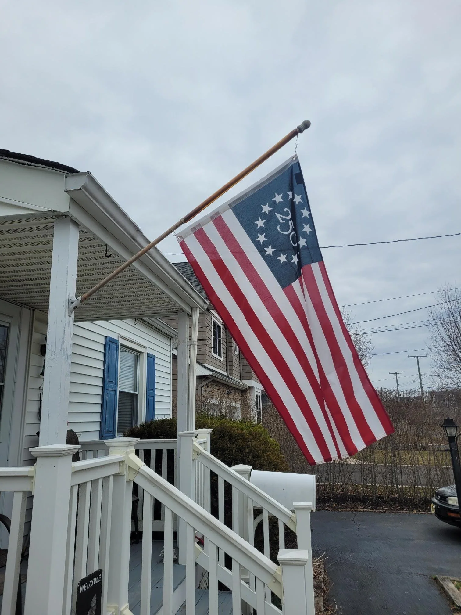 mb 250 flag flying.jpg