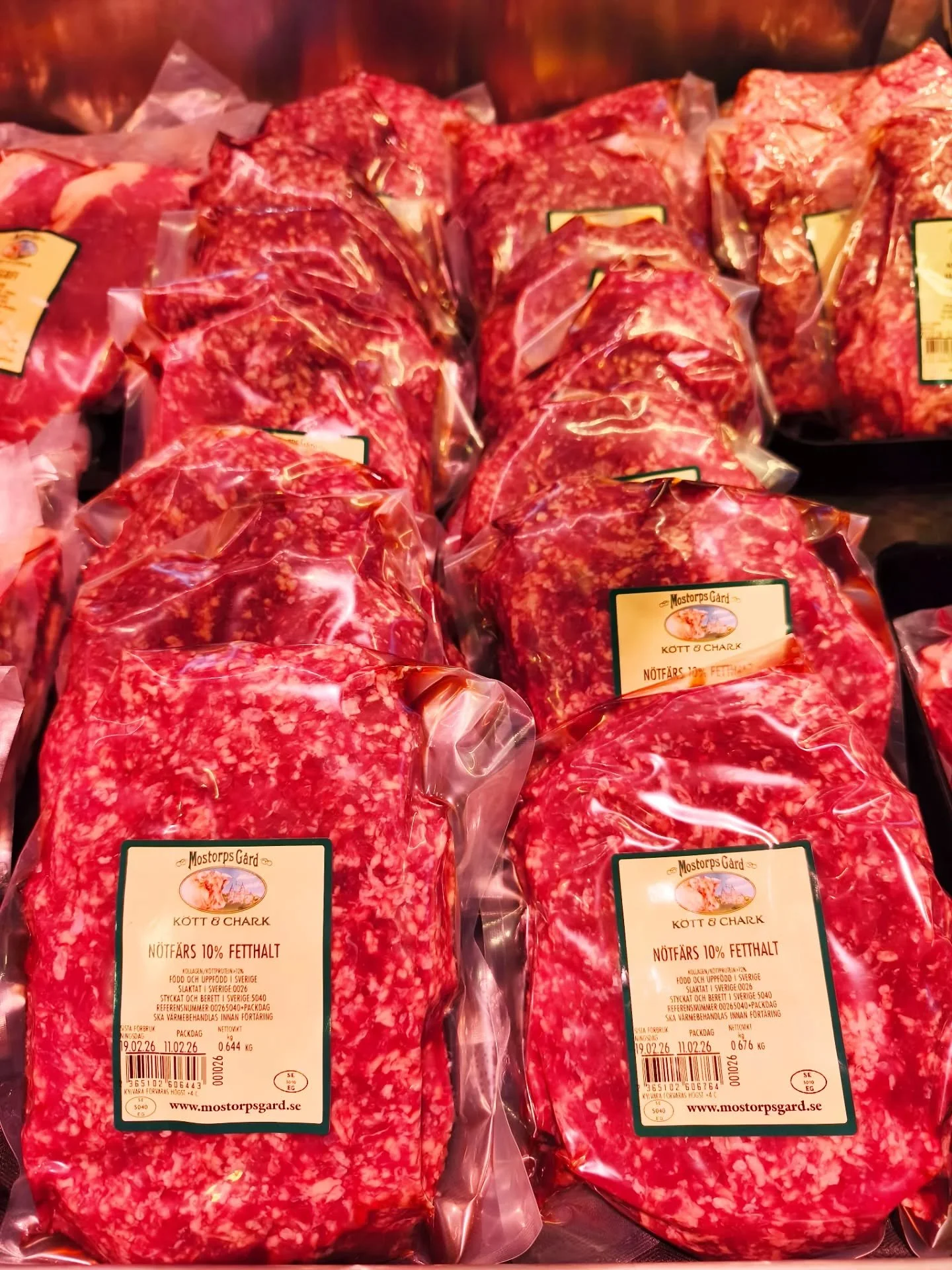 Tro det eller ej i dessa tider men just nu har vi gott om n&ouml;tf&auml;rs - b&aring;de v&aring;r vanliga och hamburgerf&auml;rs.👌😉

Ytterligare tips till alla hj&auml;rtans dag: g&ouml;r en riktigt Lady och Lufsen-middag. K&ouml;ttbullar och spag