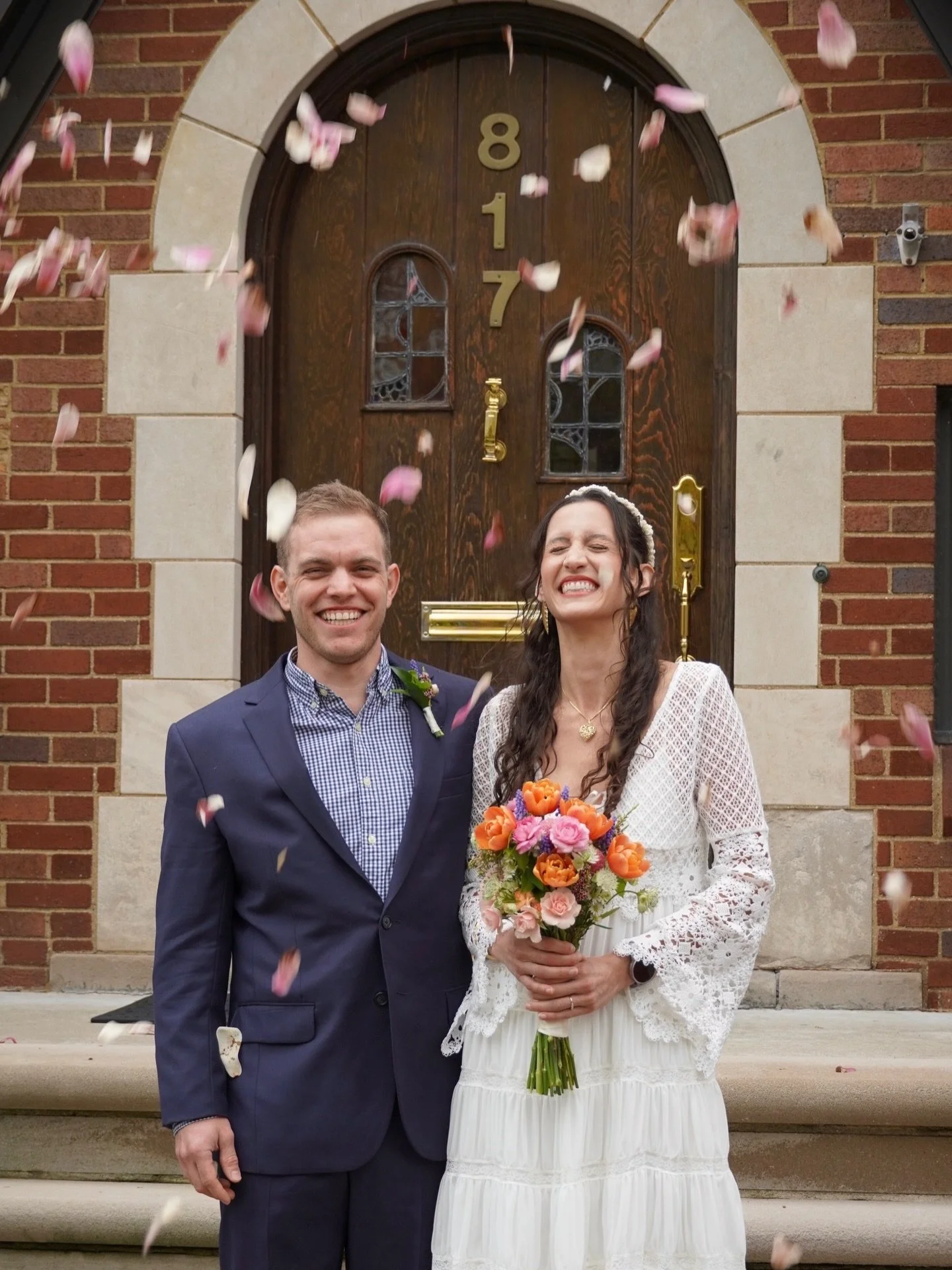 Officially kicked off wedding season this past weekend, congratulations Paige &amp; Brett!! The sweetest spring celebration ever 🌸💗💍 &amp; the amaranthus crown is everything 🤍👑 

#springwedding #michiganweddingflorist #springflowers #weddingflow