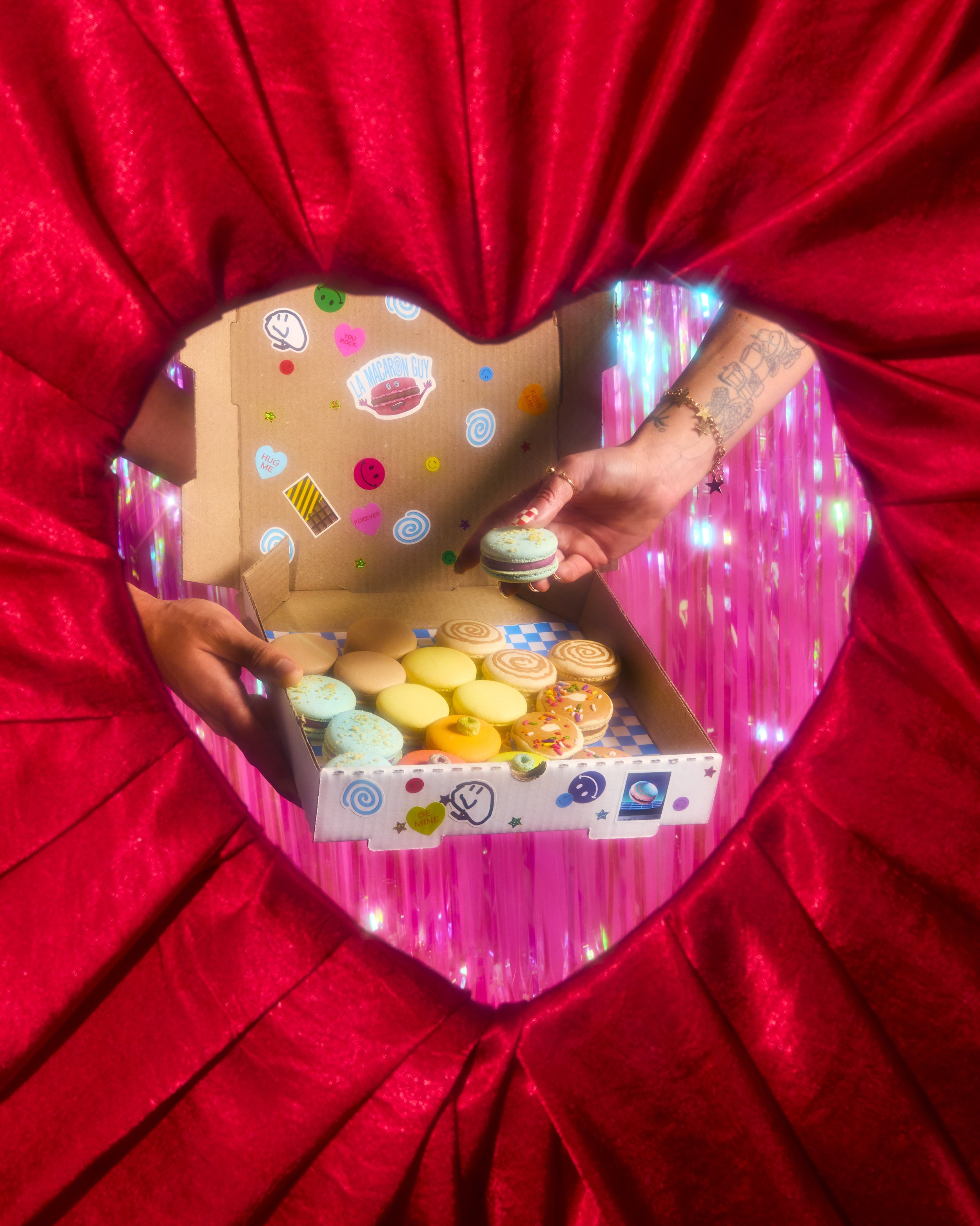 PizzaBoxHeart_verticalV2.jpg