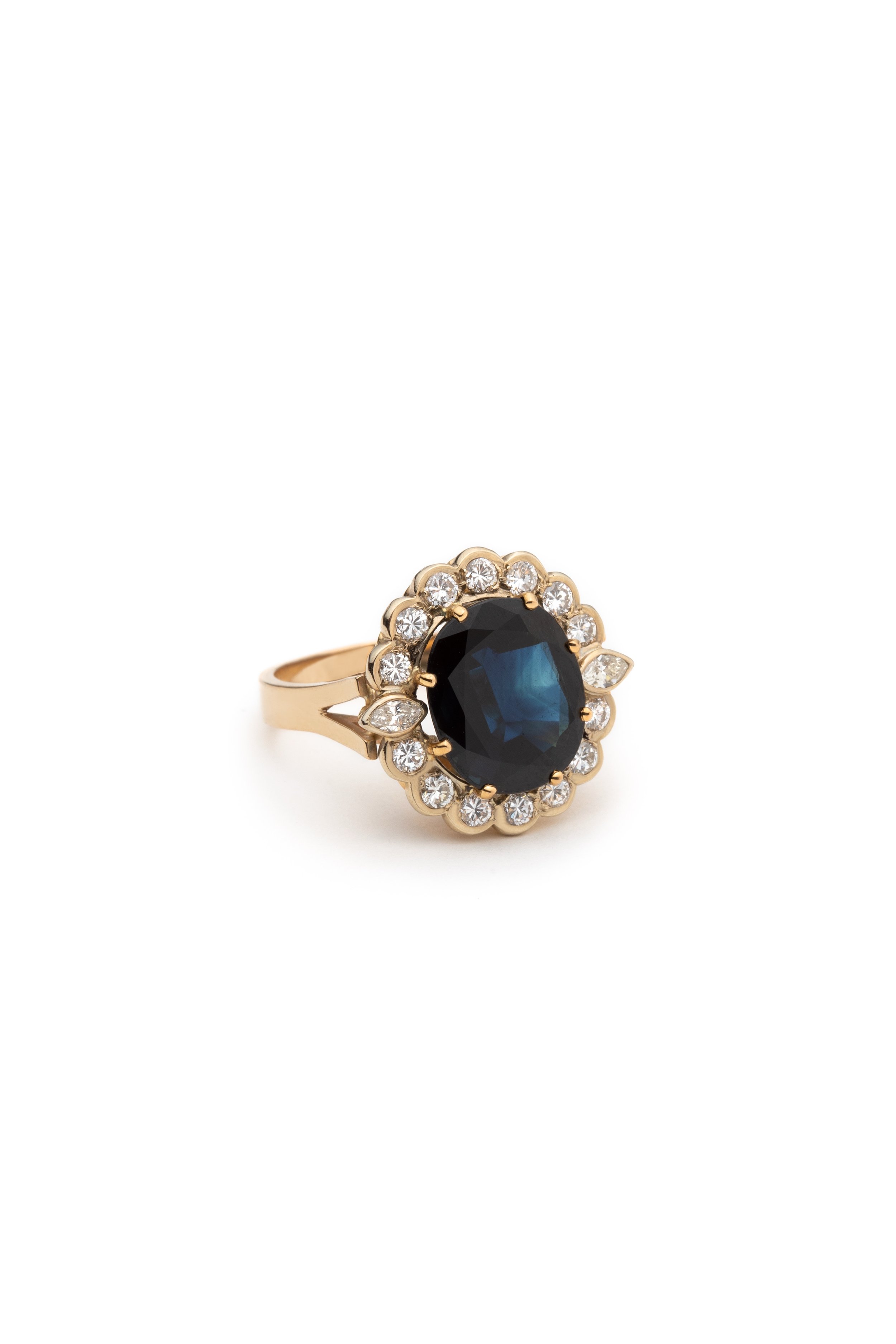 Natural Sapphire Gold Ring 5.2 carat
