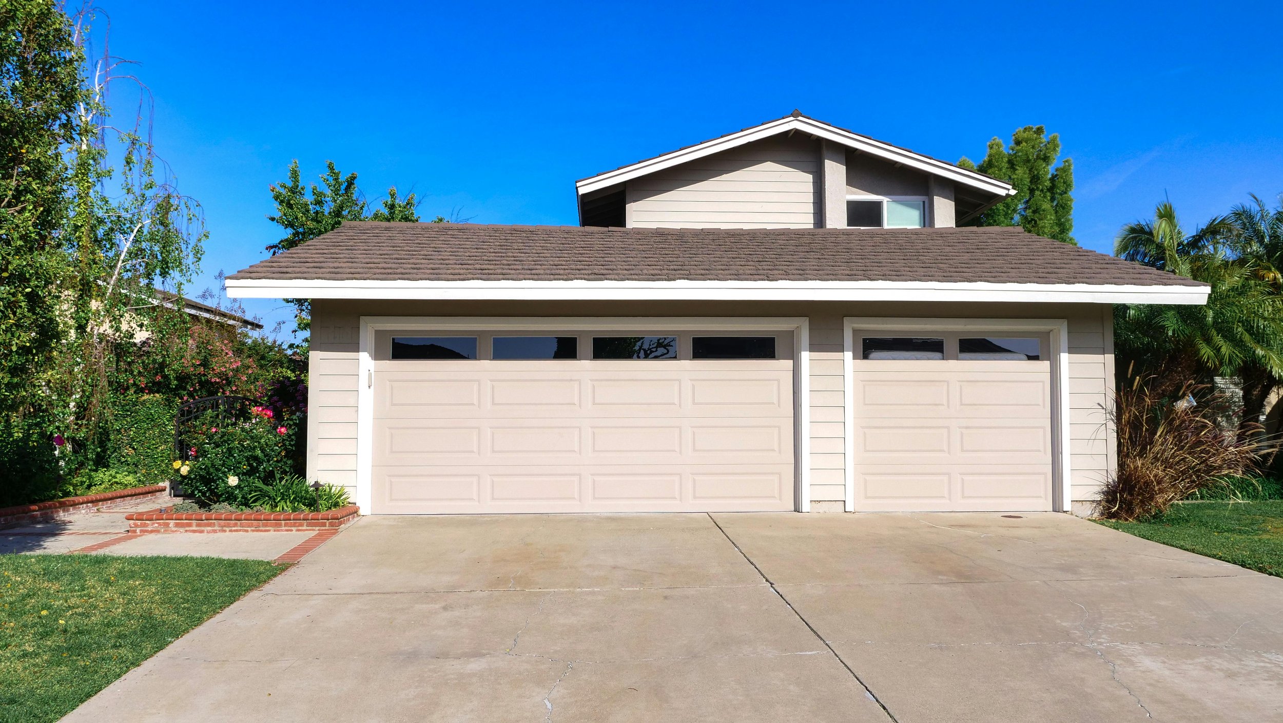 Garage Door.jpg