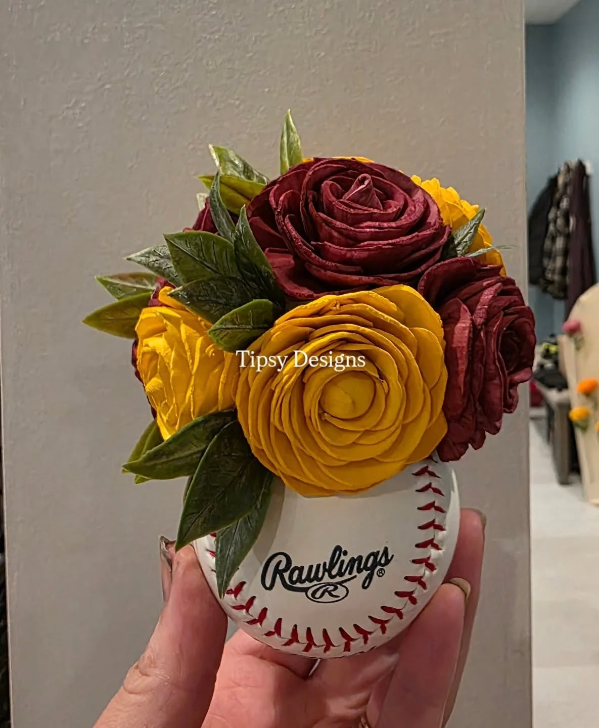 Custom Order

Wood Flower Baseball Bouquet

Thank you Cari for your order. This beauty is on the way to California 💜
