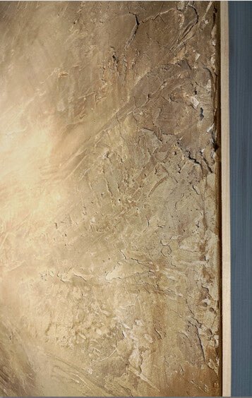 Large_wall_in_minimal_gallery_1_b0cd6810-99cc-4a45-8cd8-577a092453a0.jpg