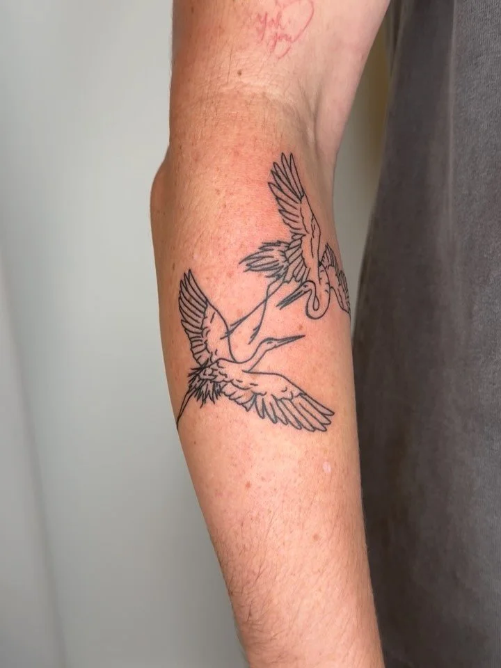 Tatting and living and laughing and loving 💅🏼
.
.
.
.
#losangelestattoo #losangelestattooartist #latattooartist #latattoos #sandiegotattooartist #sandiegotattoo #cranetattoo #tomatotattoo #foottattoo