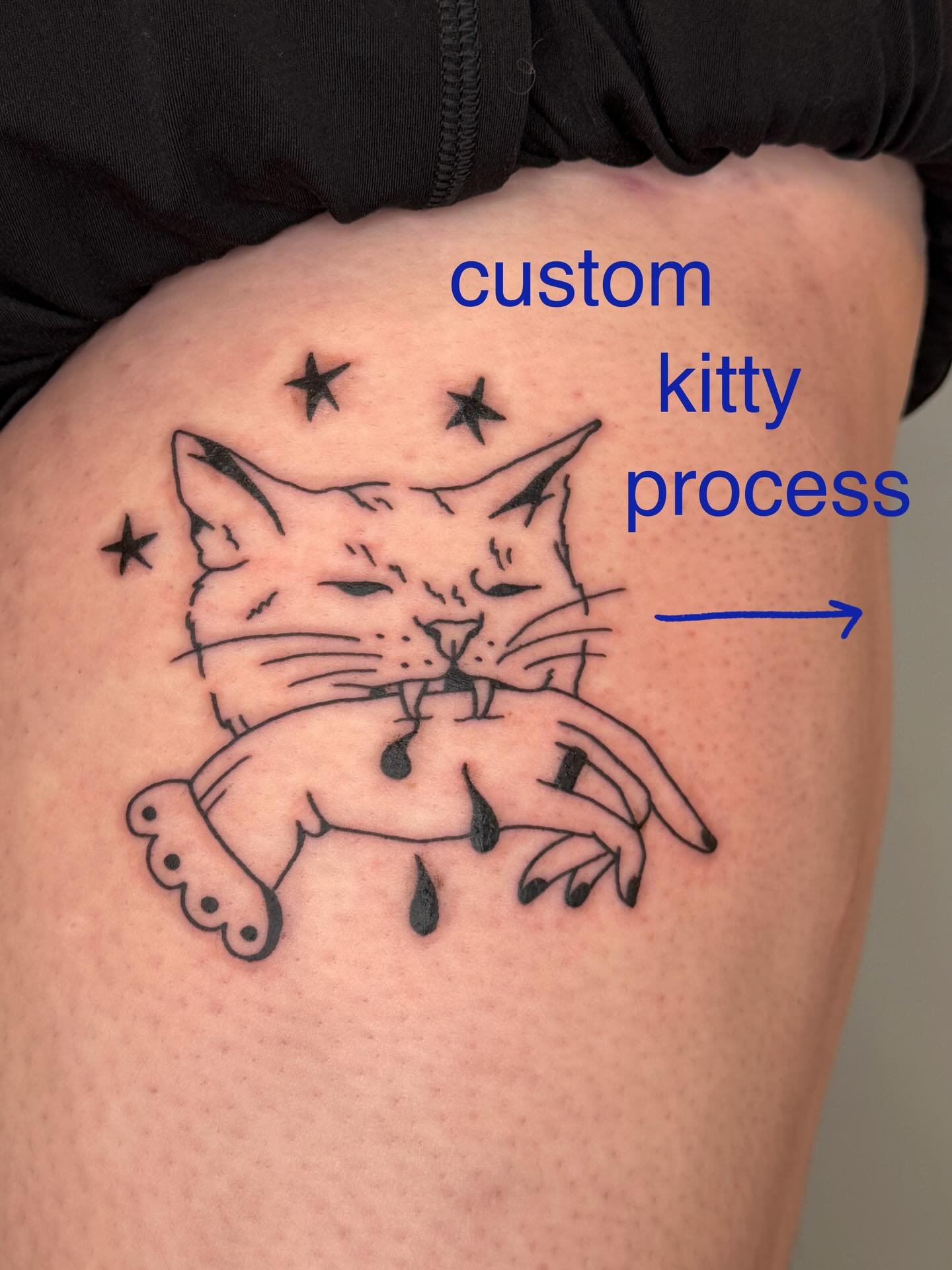My client Brooke sent me this sick custom kitty request and I said yeahhhhhh imma do that 😇 @twicerabbittattoo