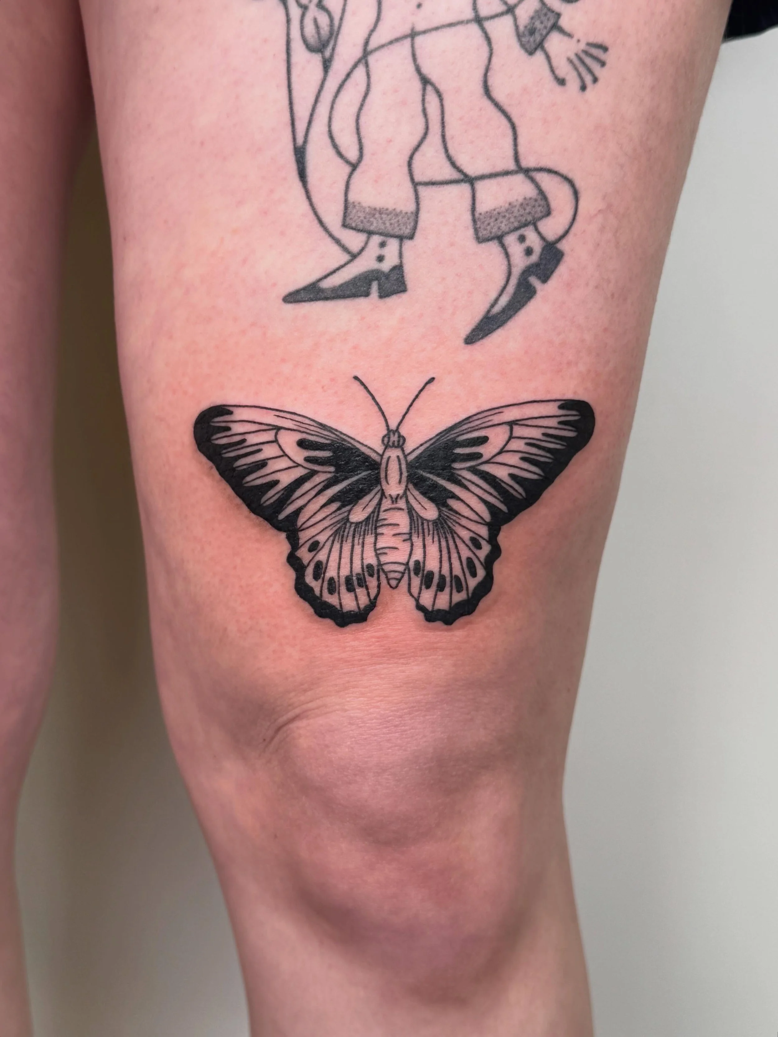 Hot girls have butterfly tattoos 🦋 I don&rsquo;t make the rules