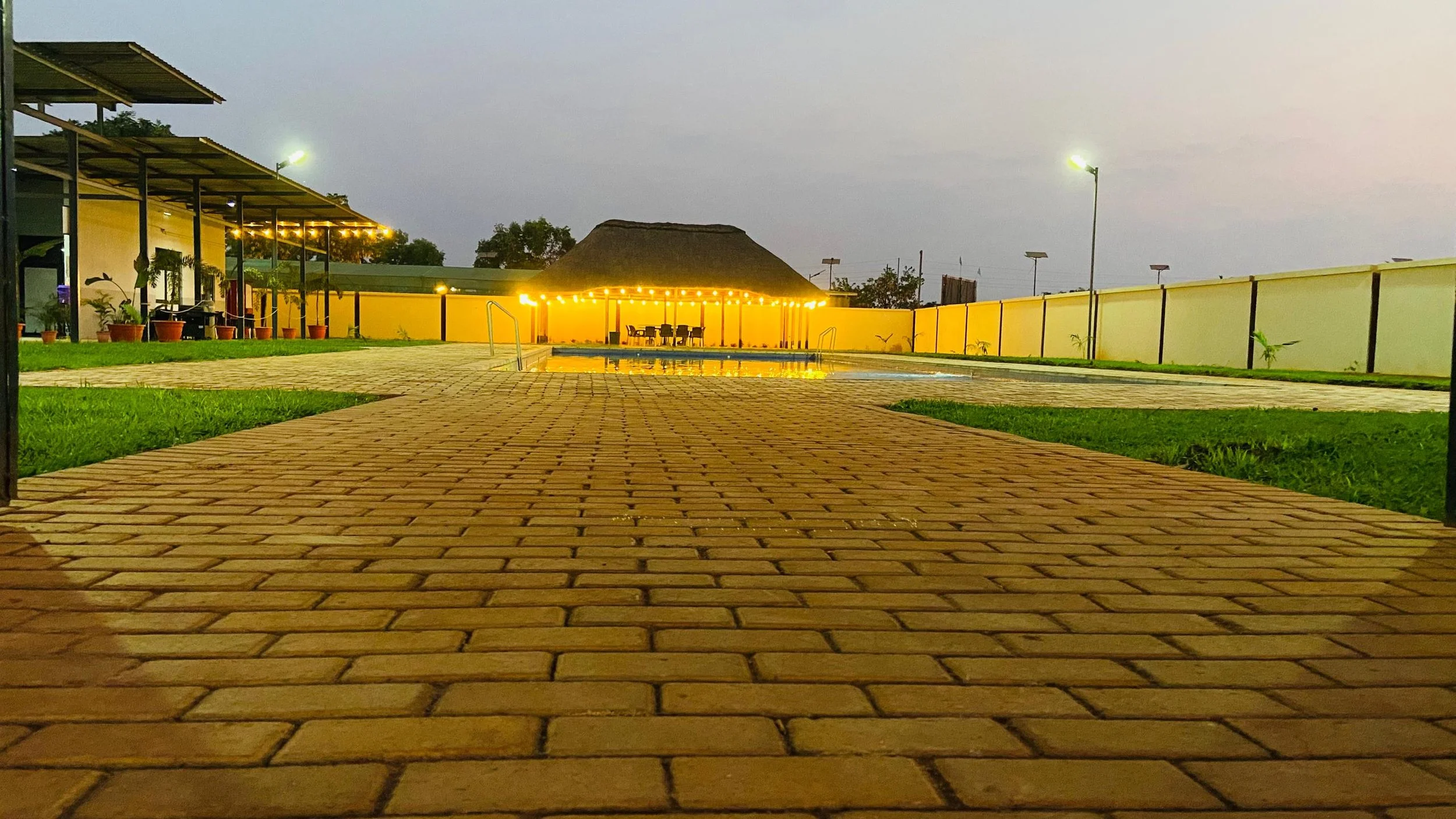 Luano City at night 2025 - 41.56.jpeg