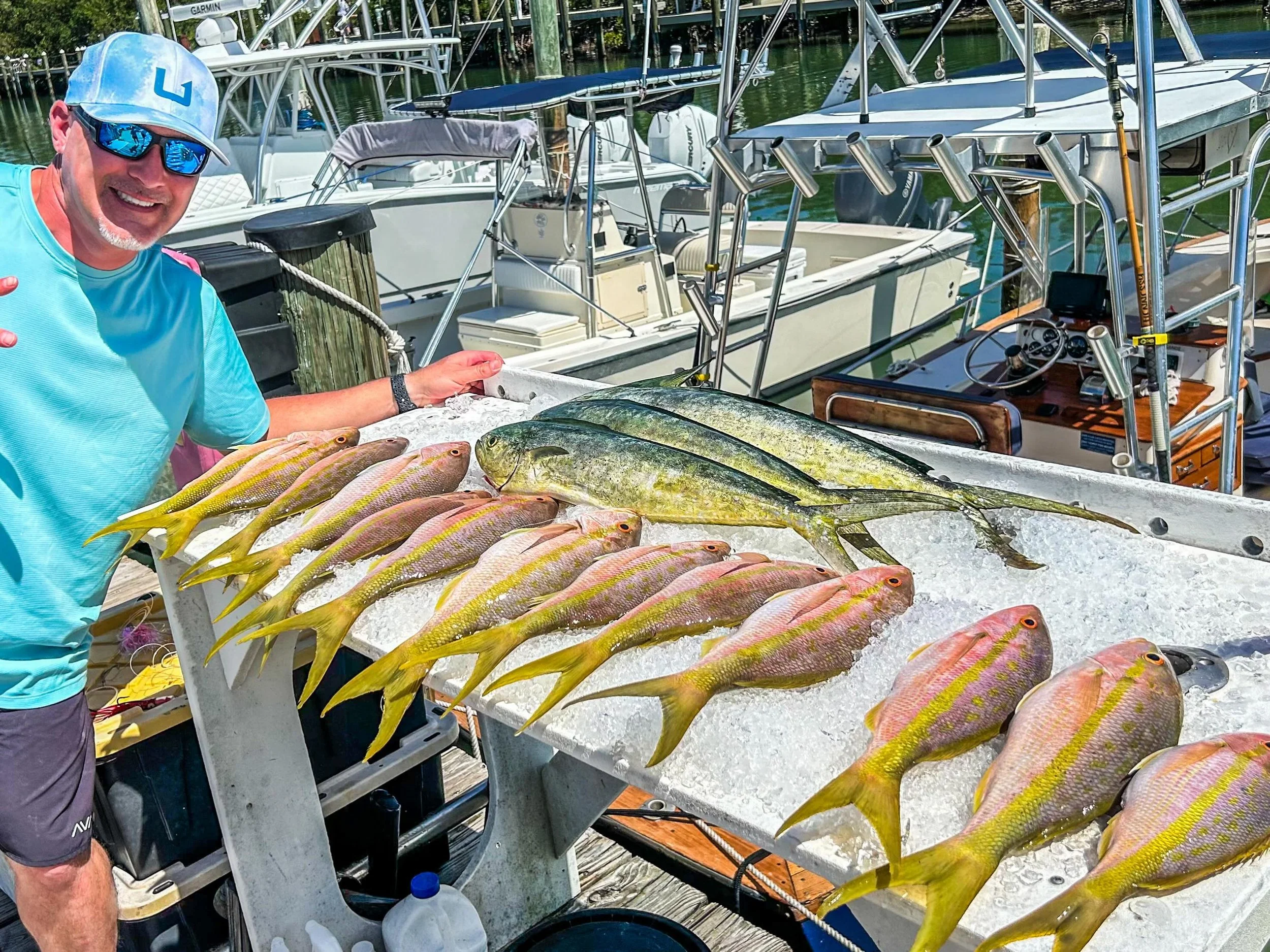 Sunshine, tight lines, and a cooler full of memories 🎣☀️ Who&rsquo;s ready for the next adventure?&rdquo;
📍Marathon, Florida Keys 🌴
www.hennessysportfishing.com

#SportFishing #FishingCharter #MahiMahi #SaltLife #DeepSeaFishing