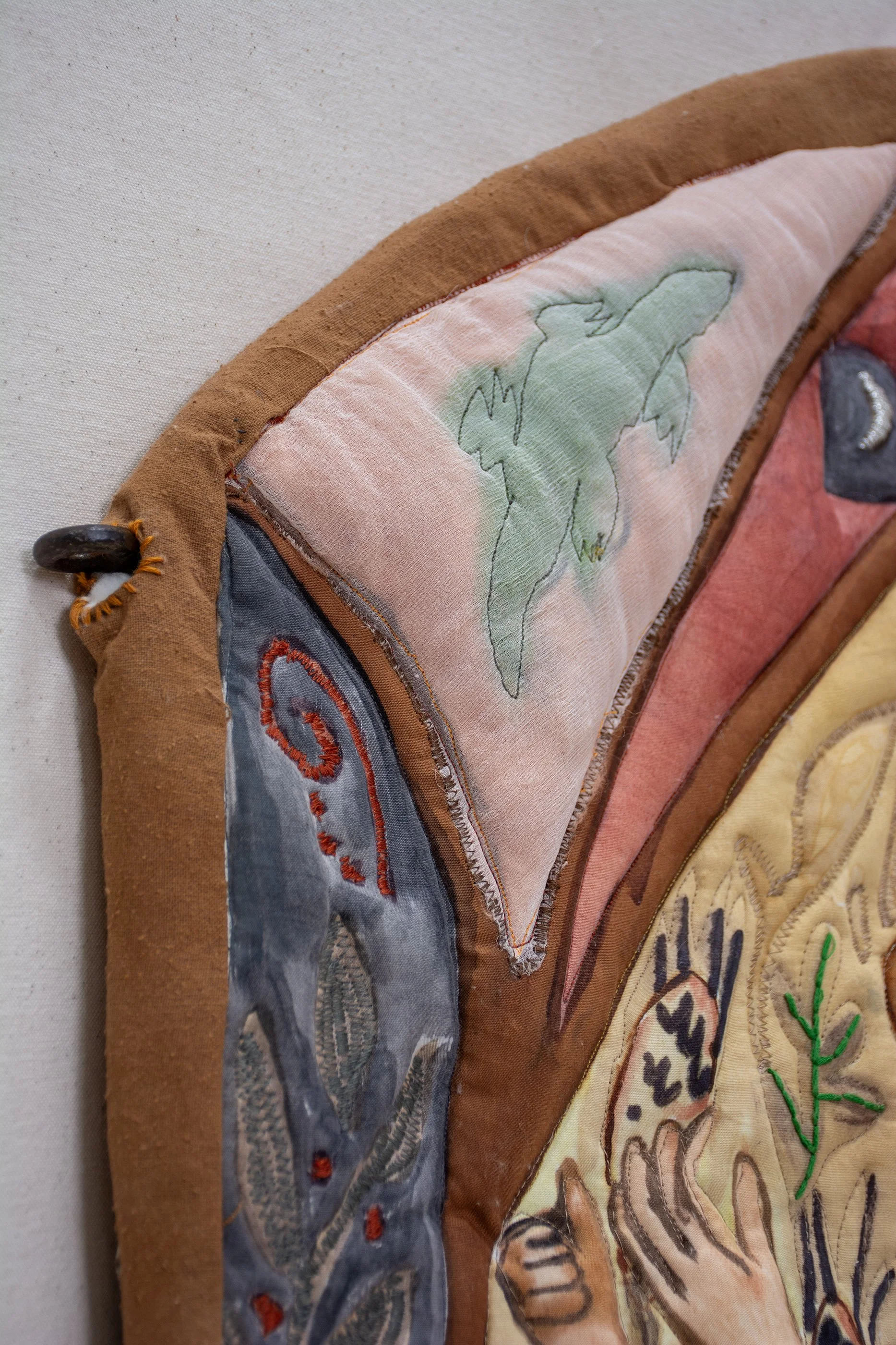 Auxo, detail
