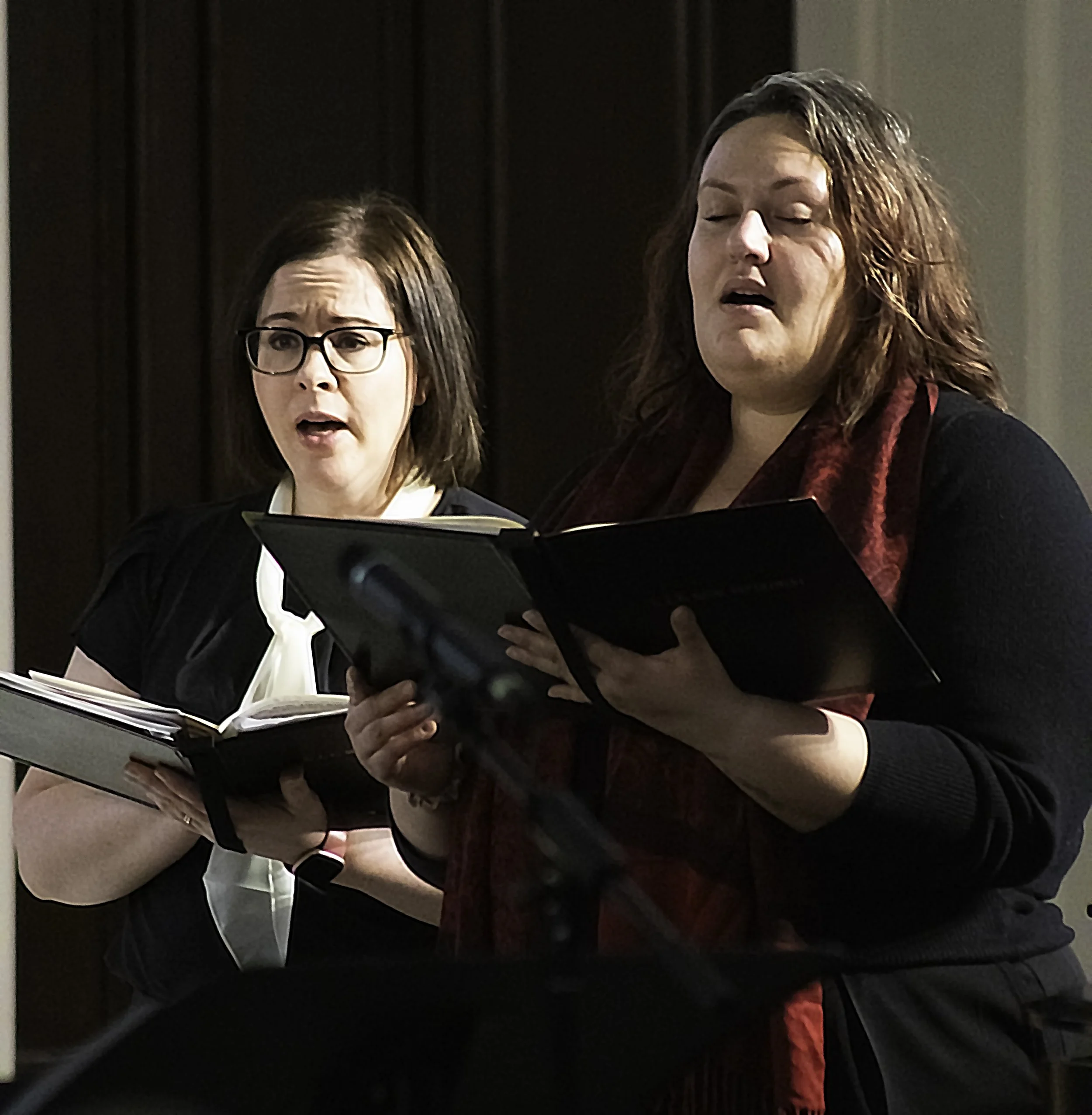 Jamie and Courtney - telling the story