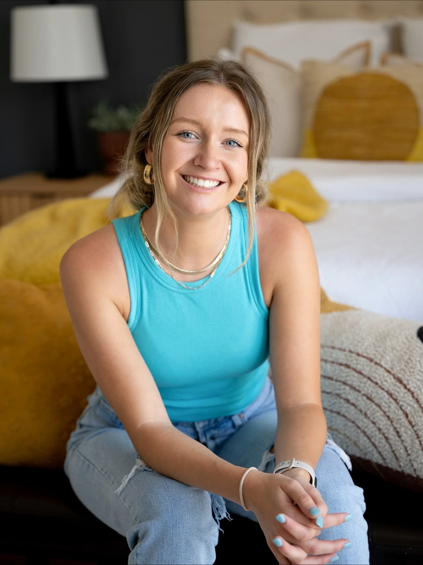 Meet @madelinee.stewartt our newest team member🥂 She&rsquo;s a social media manager who helps brands grow their online presence through creative strategy, engaging content, and data-driven results. 🤳🏼

She&rsquo;s a big believer that social media 