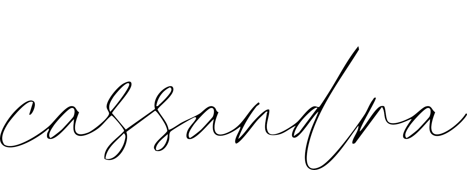 Cassie.Work Photography