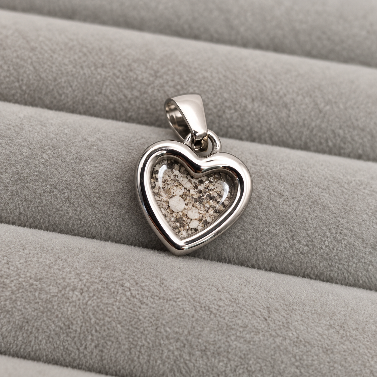 Cremation Ashes Teardrop Pendant – Memorial Jewellery