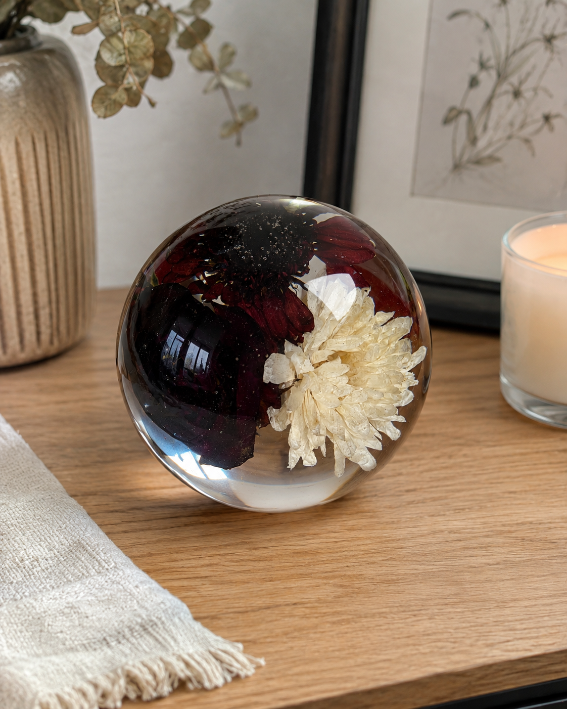 10cm Flower Preservation Resin Sphere – Custom Wedding & Memorial Keepsake