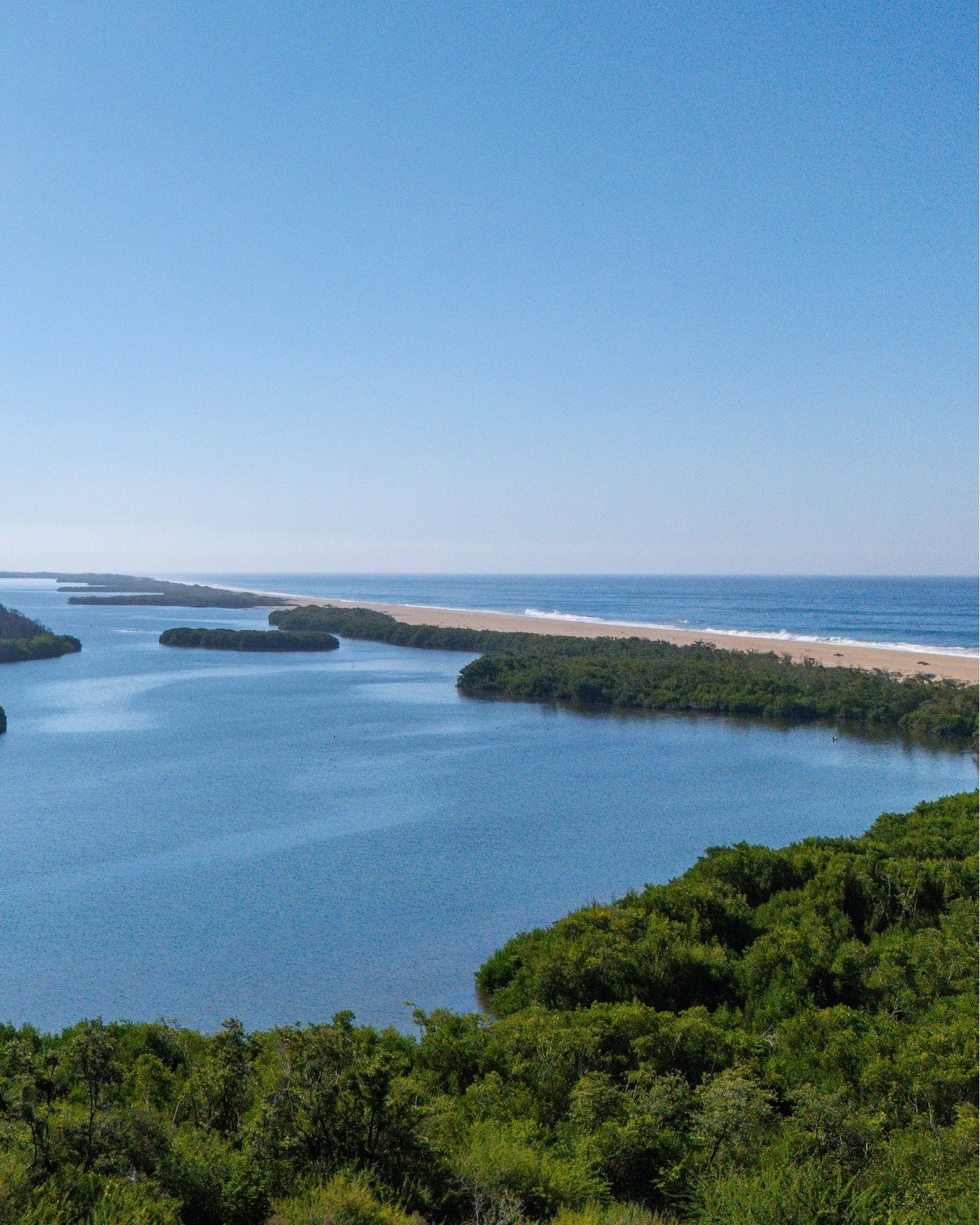 Following the success of Chabl&eacute; Yucat&aacute;n (#8 World's Best), Maroma, Casa Chabl&eacute;, and Sea of Cortez, the legendary wellness brand comes to Costalegre. Just 19 exclusive residences within the 71-key Chabl&eacute; Hotel at Tezcalame&