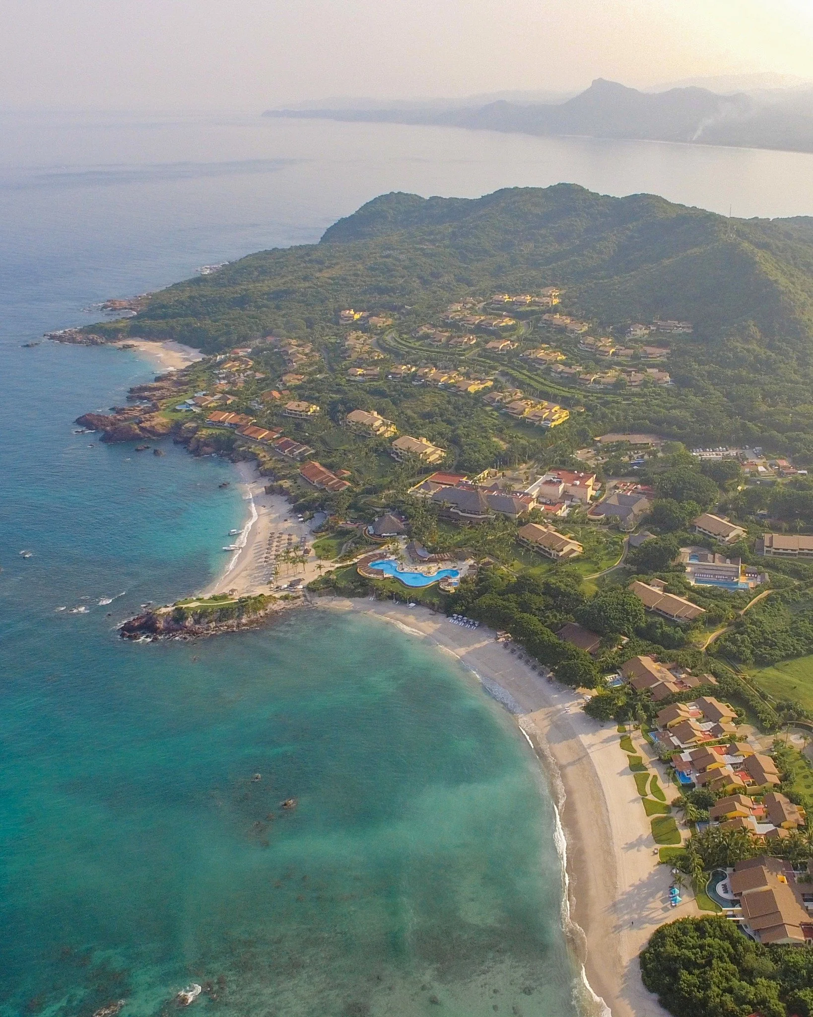 Punta Mita gives you access to elite tennis and padel facilities, rejuvenating spa escapes, and trails that wind through paradise. But the real difference? Waking up in your private sanctuary, where the Pacific stretches endlessly before you and ever