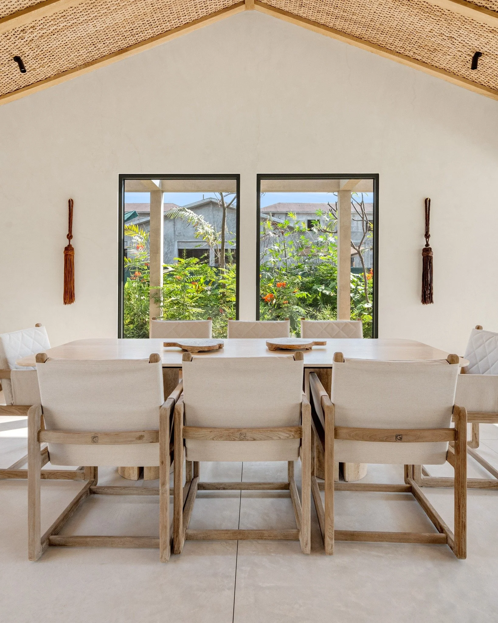 The jungle. The beach club. The community you've always wanted.
Selva at Las Palmas, Punta Mita 🌴
Your last opportunity to be part of one of Punta Mita's most exclusive golf cart beach communities &mdash; steps from Pac&iacute;fico Beach Club, surro